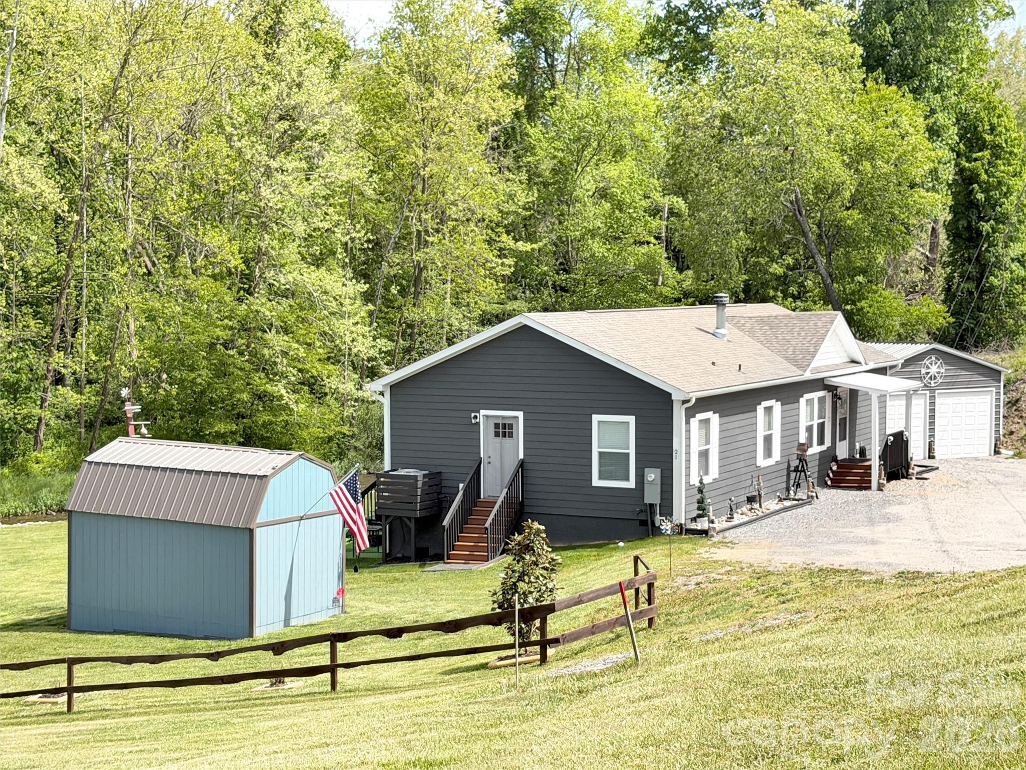21 Swift Stream Lane — Waynesville