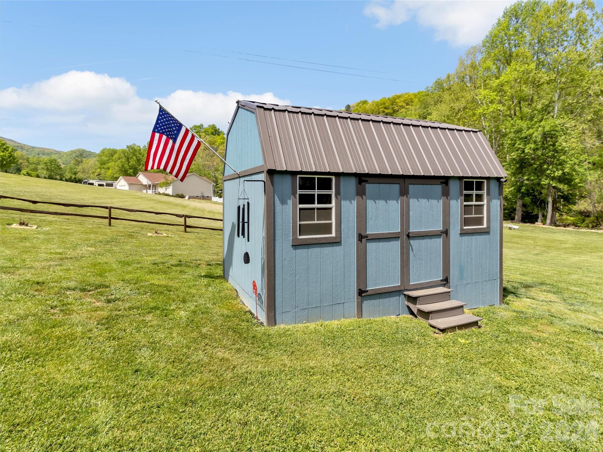 21 Swift Stream Lane — Waynesville