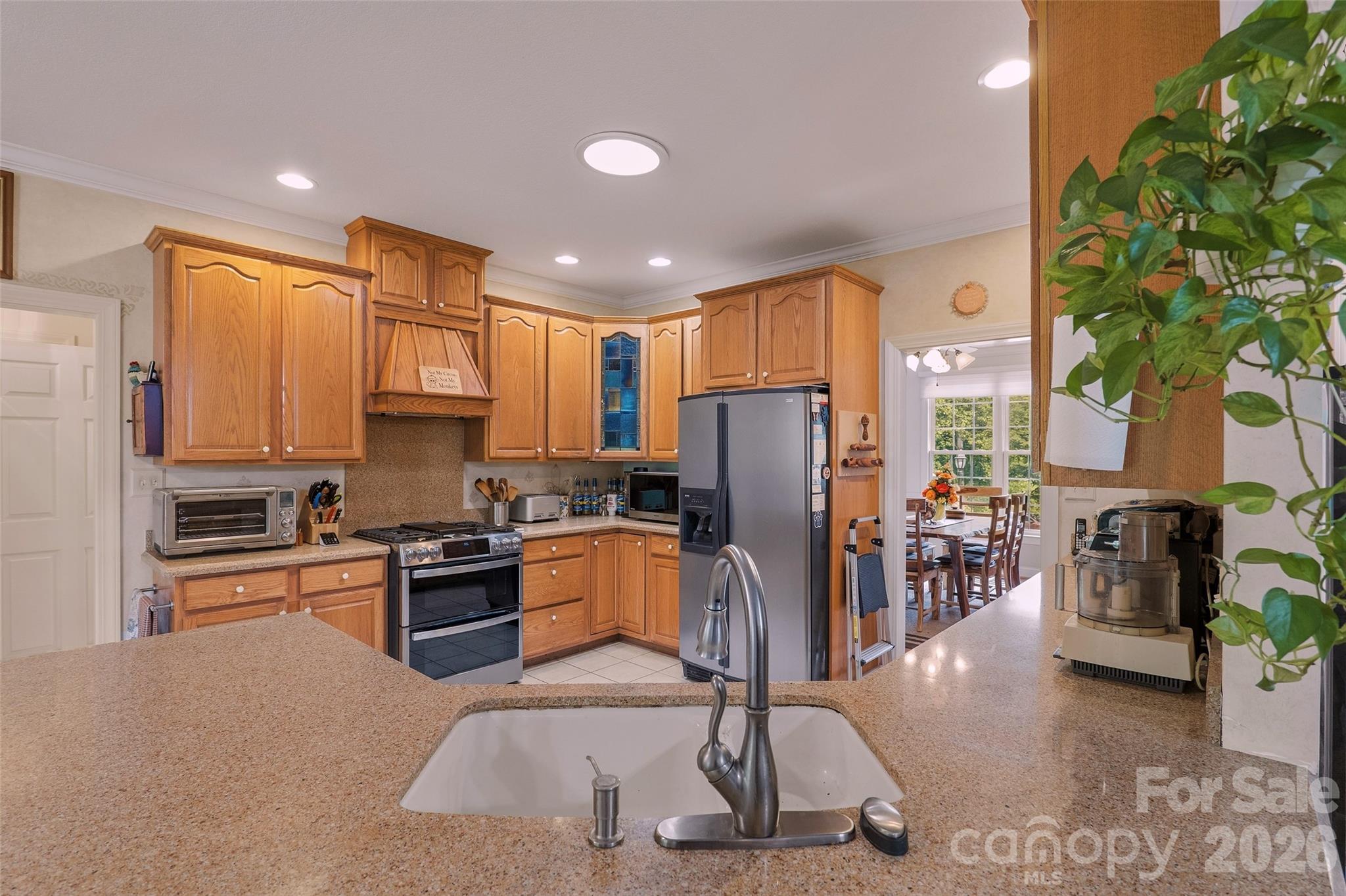 8 Ridgemont Drive — Weaverville