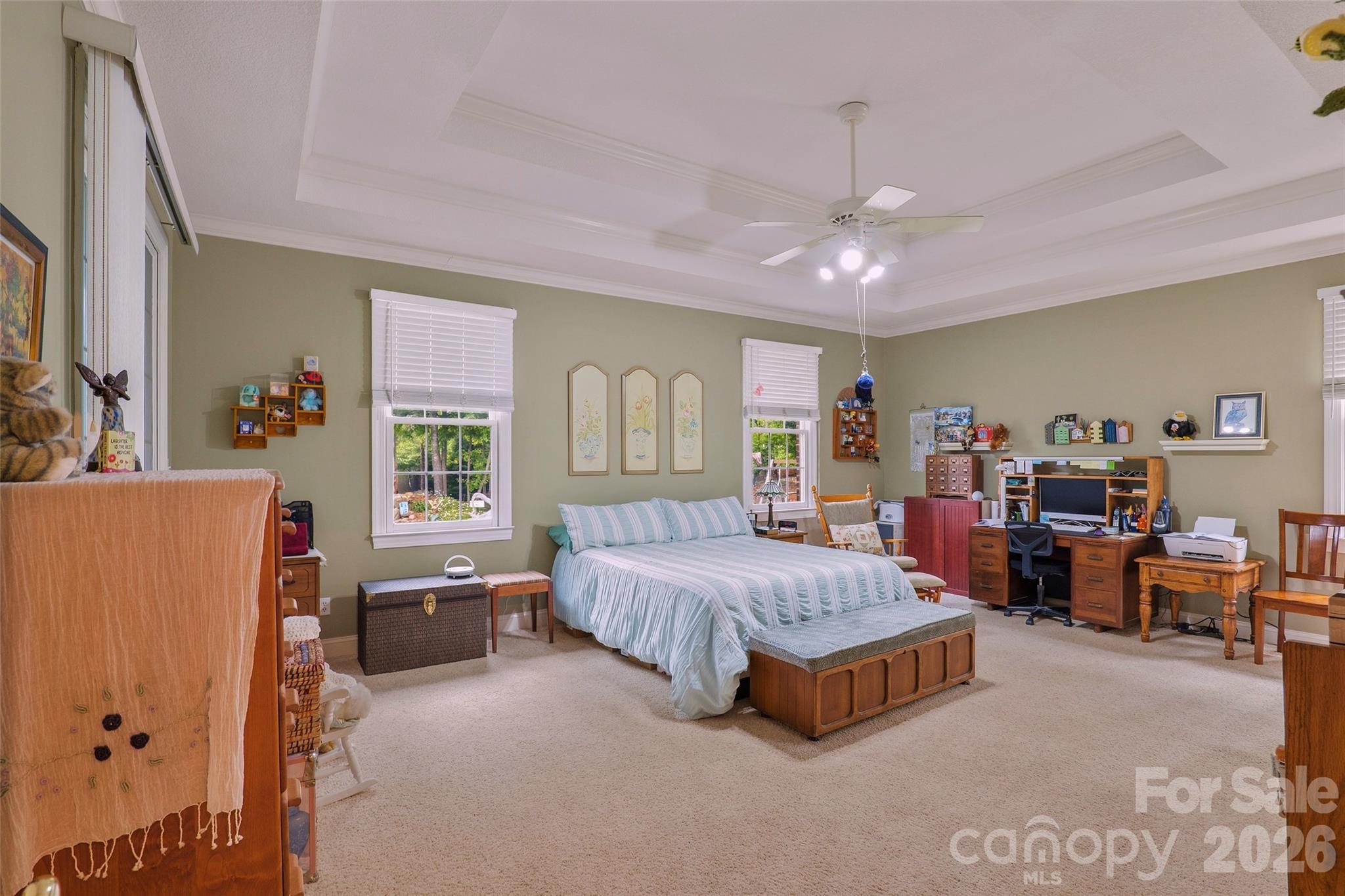 8 Ridgemont Drive — Weaverville