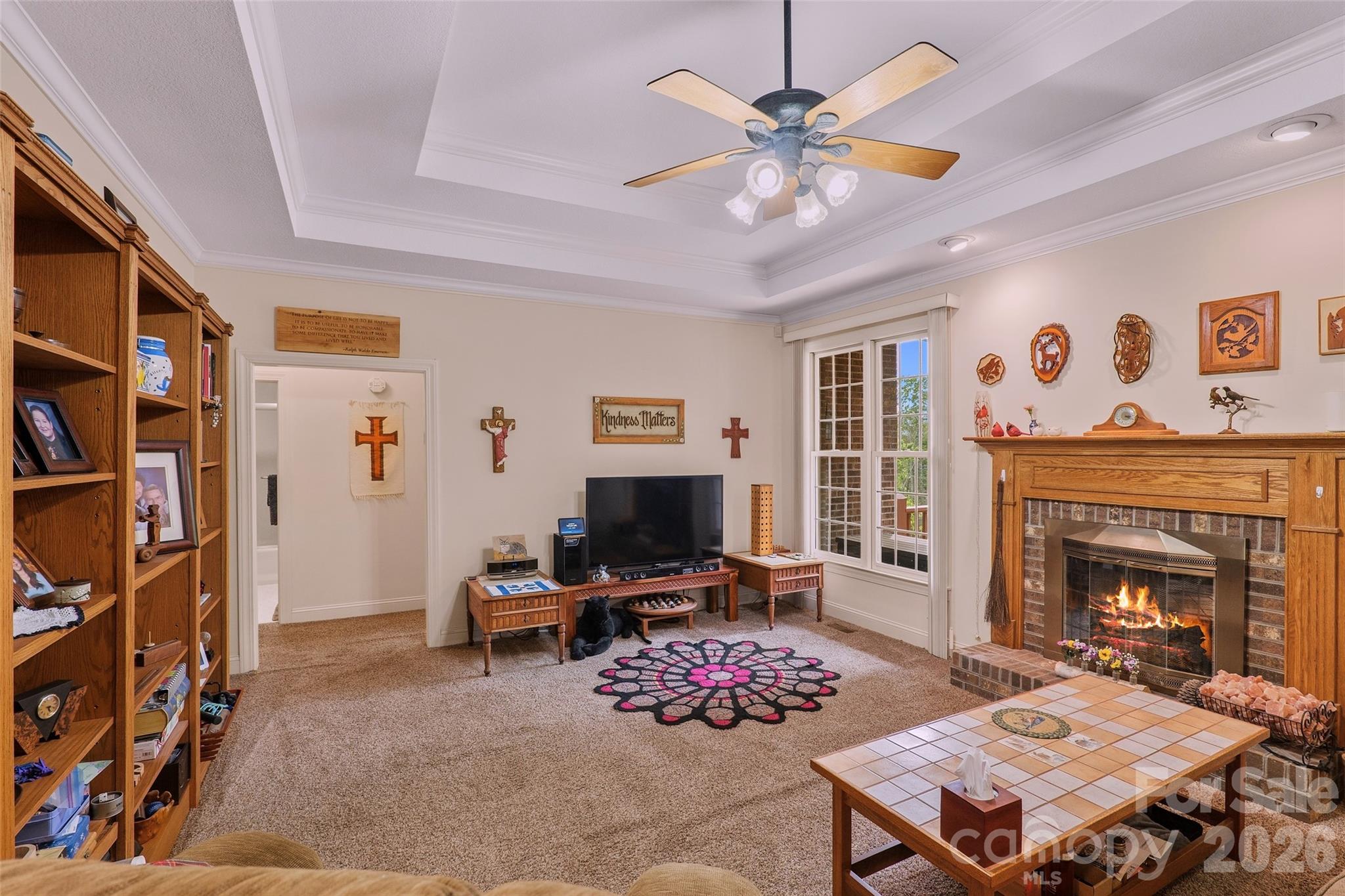 8 Ridgemont Drive — Weaverville