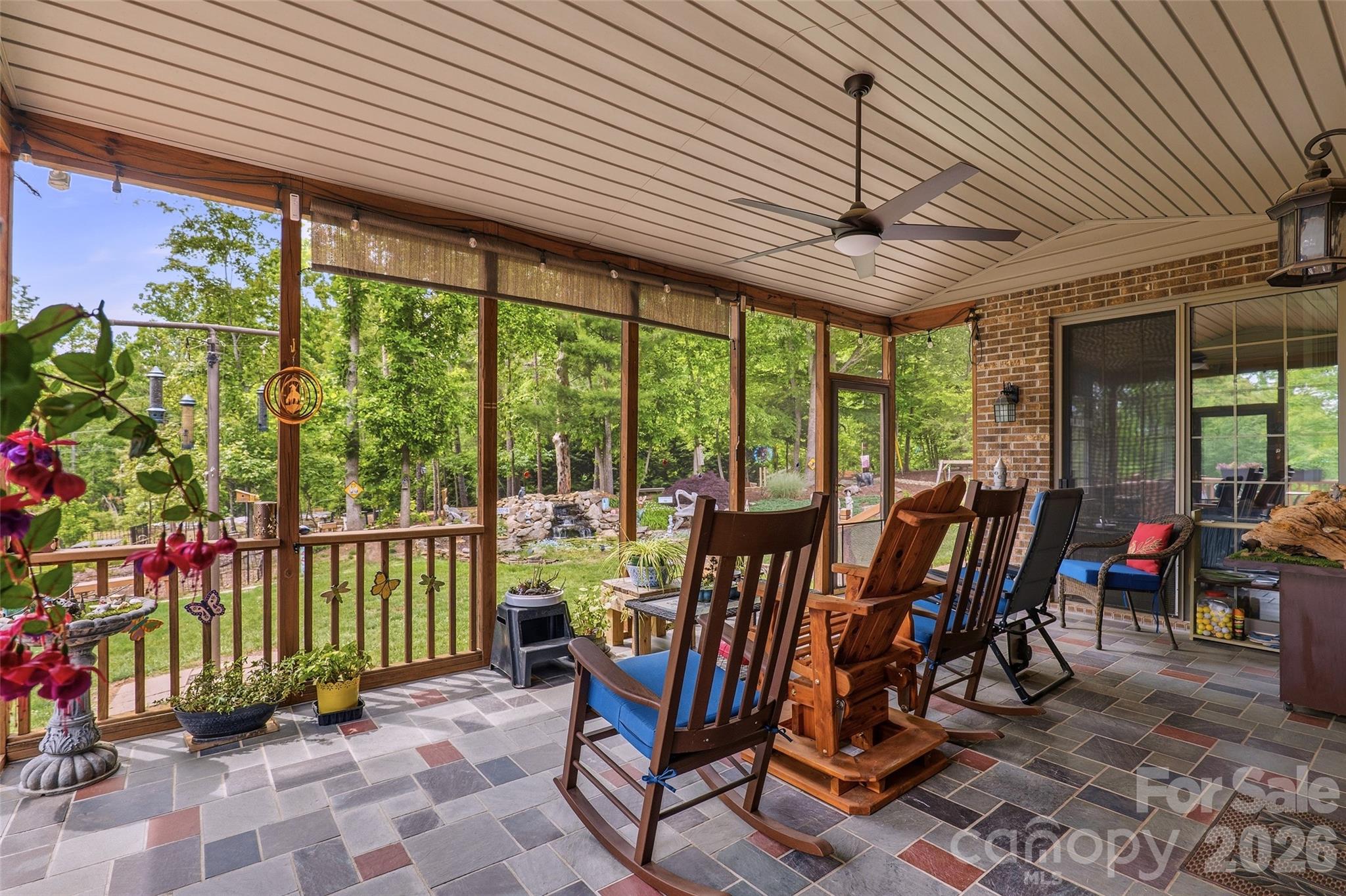 8 Ridgemont Drive — Weaverville