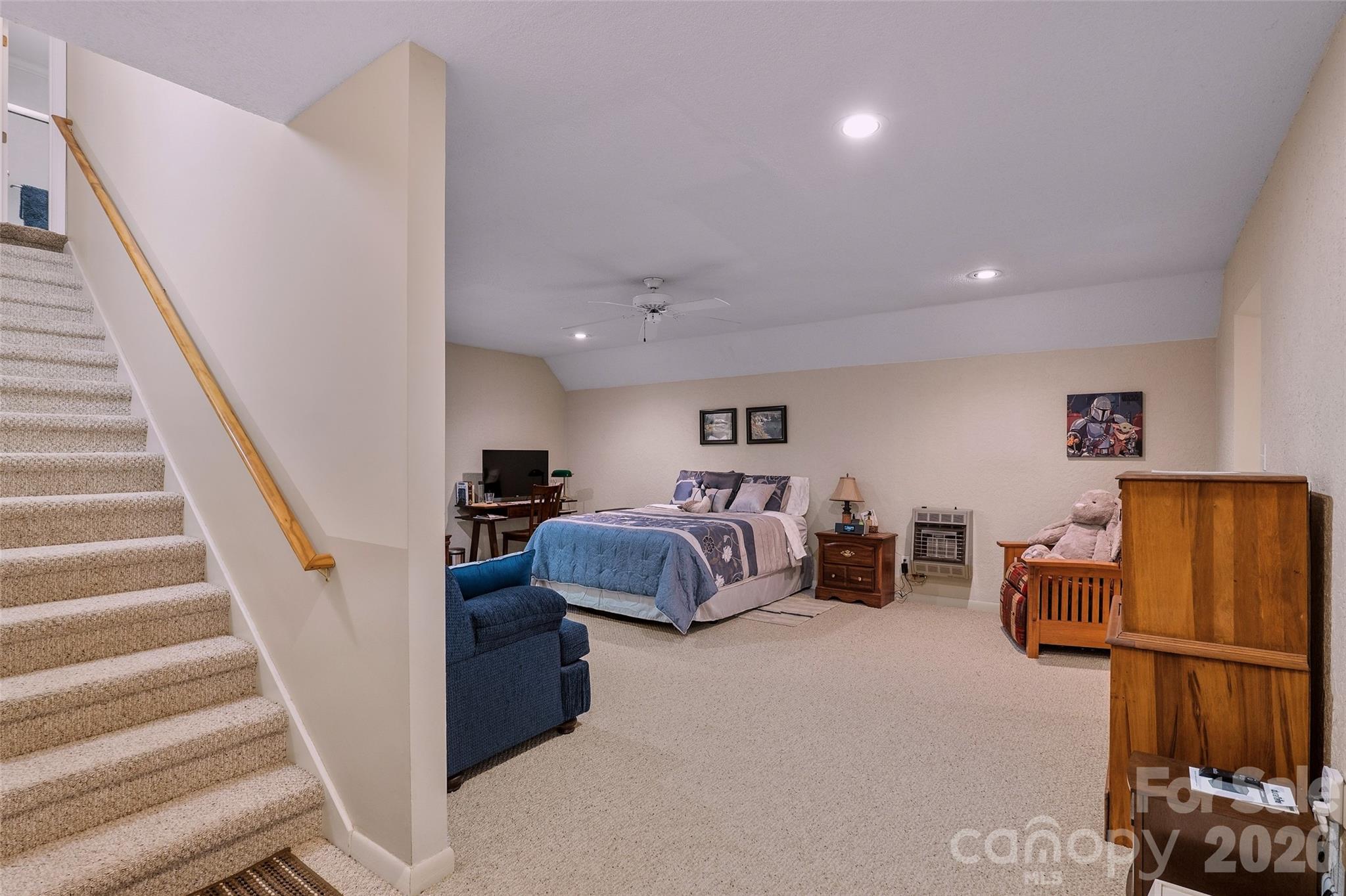 8 Ridgemont Drive — Weaverville