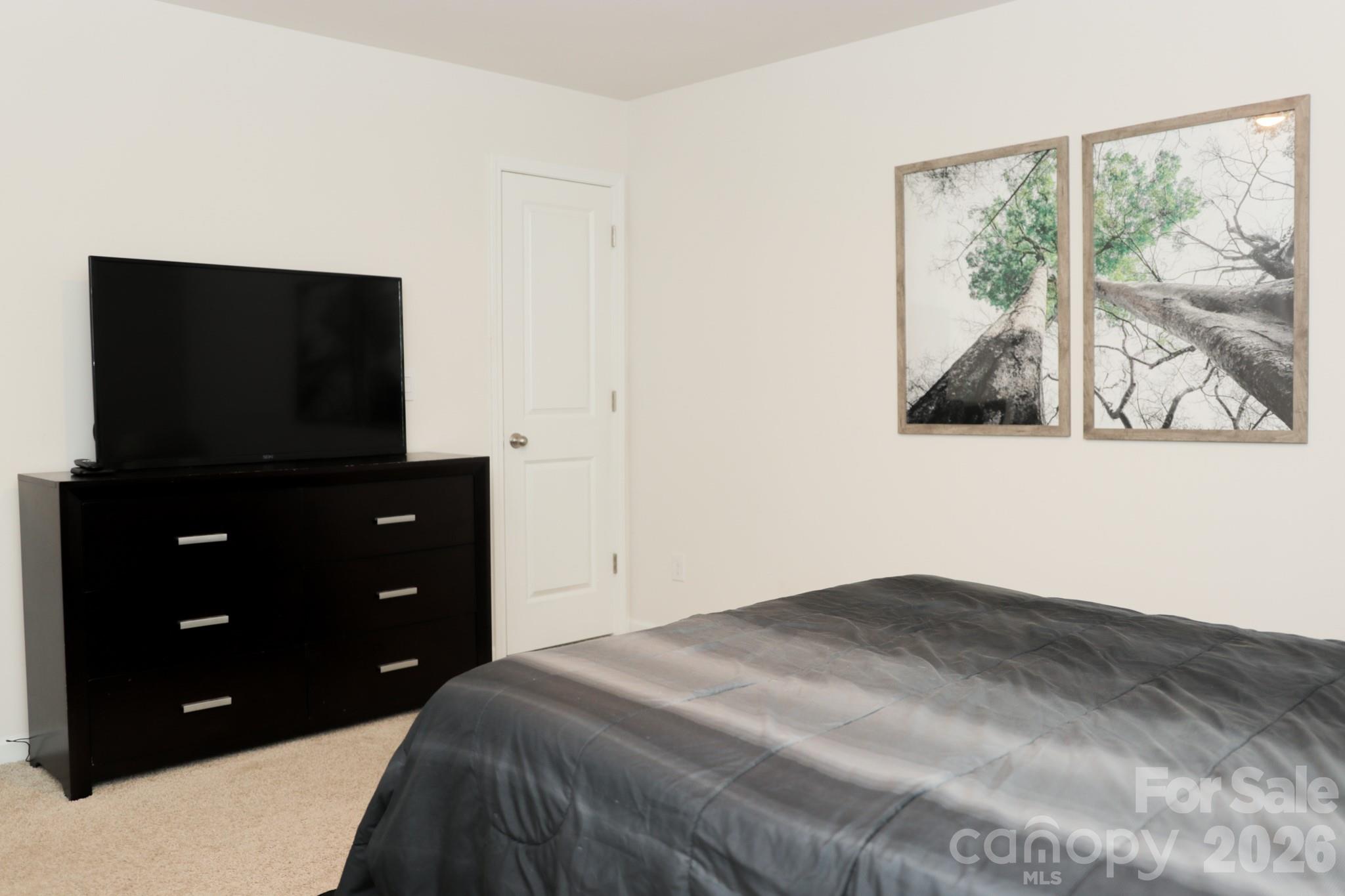 7121 Finnigan Road — Charlotte