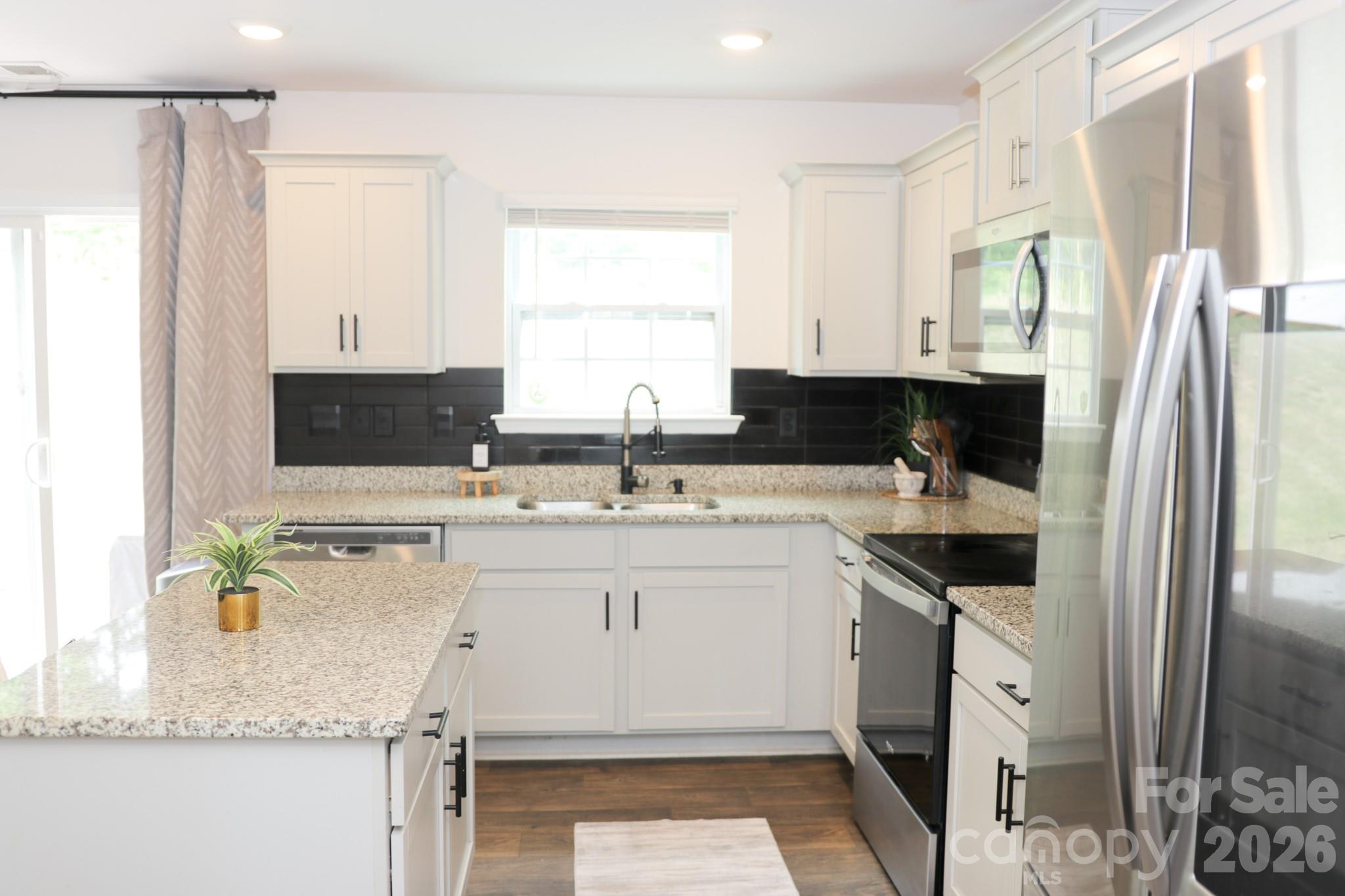 7121 Finnigan Road — Charlotte