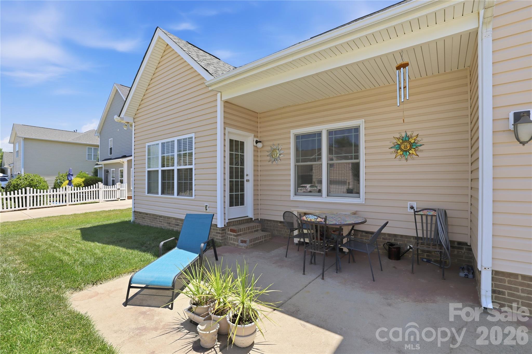 1008 Triple Crown Drive — Indian Trail