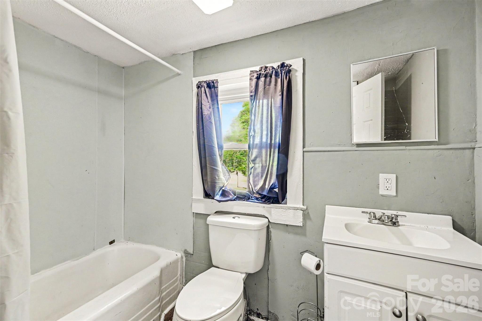 1025 Martin Luther King Jr Drive — Albemarle