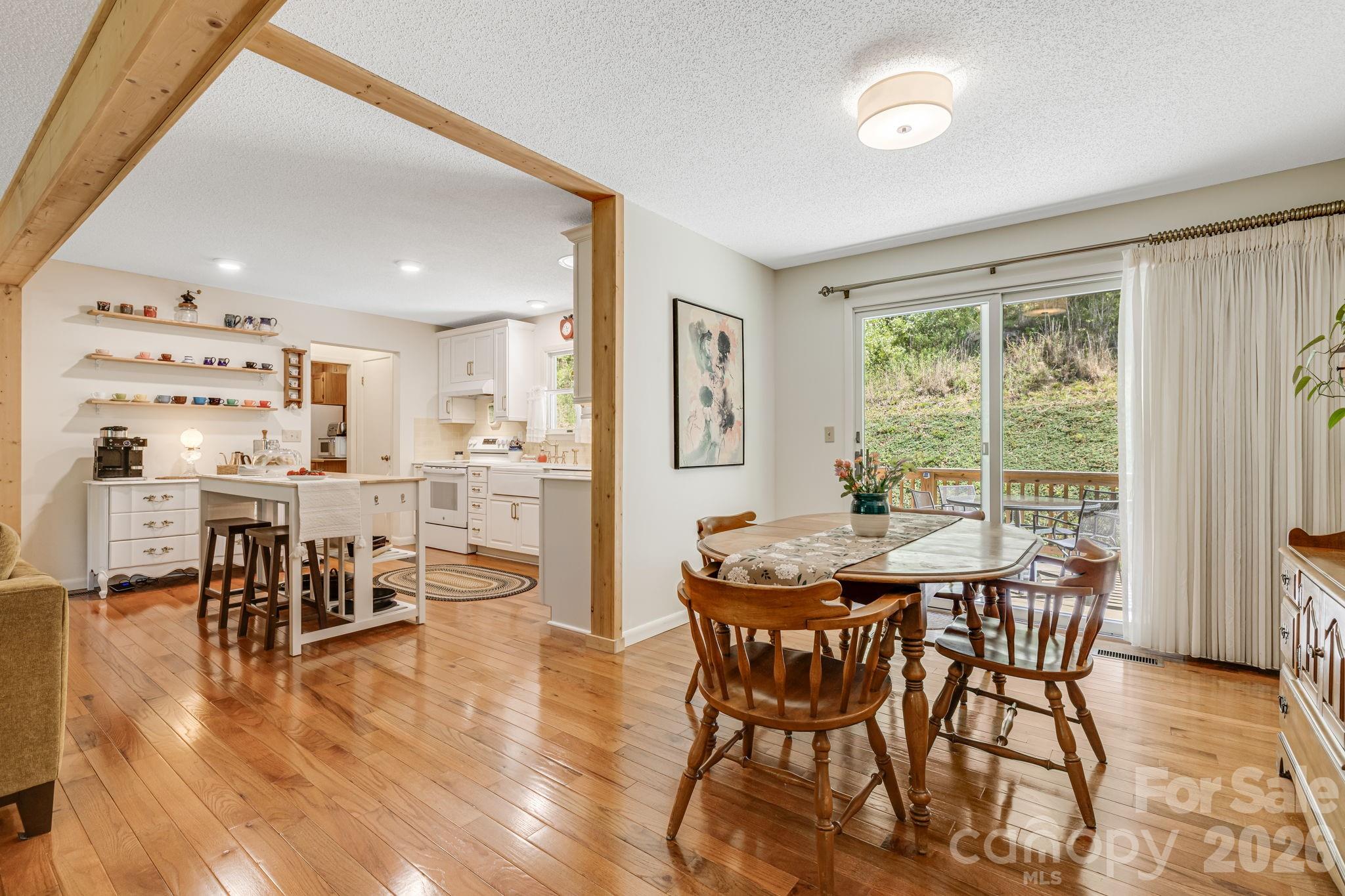 753 Bolens Creek Road — Burnsville