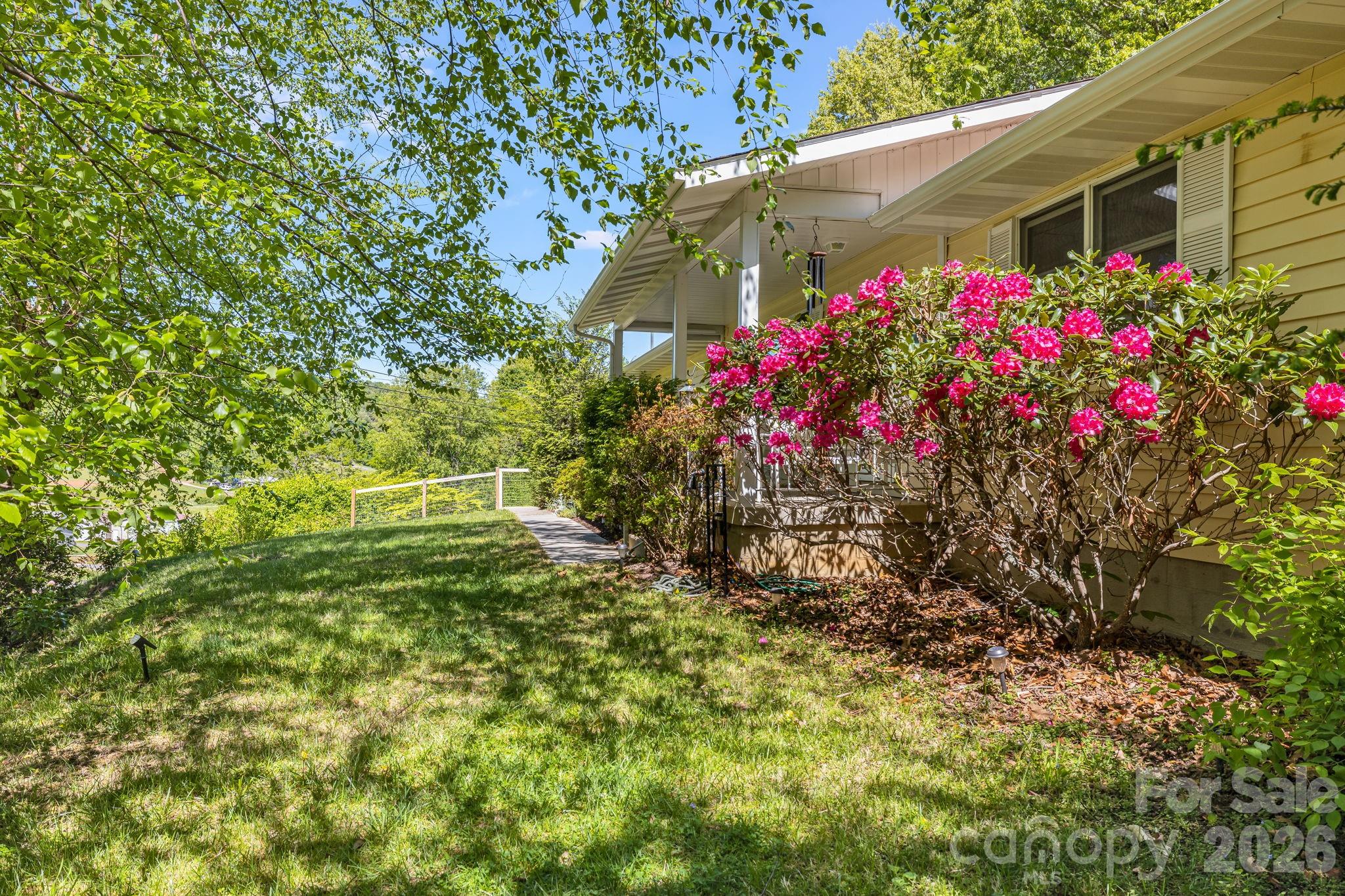 753 Bolens Creek Road — Burnsville