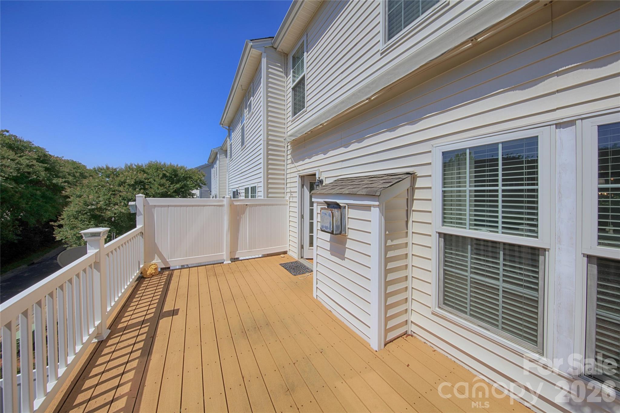 14556 Reese Boulevard — Huntersville