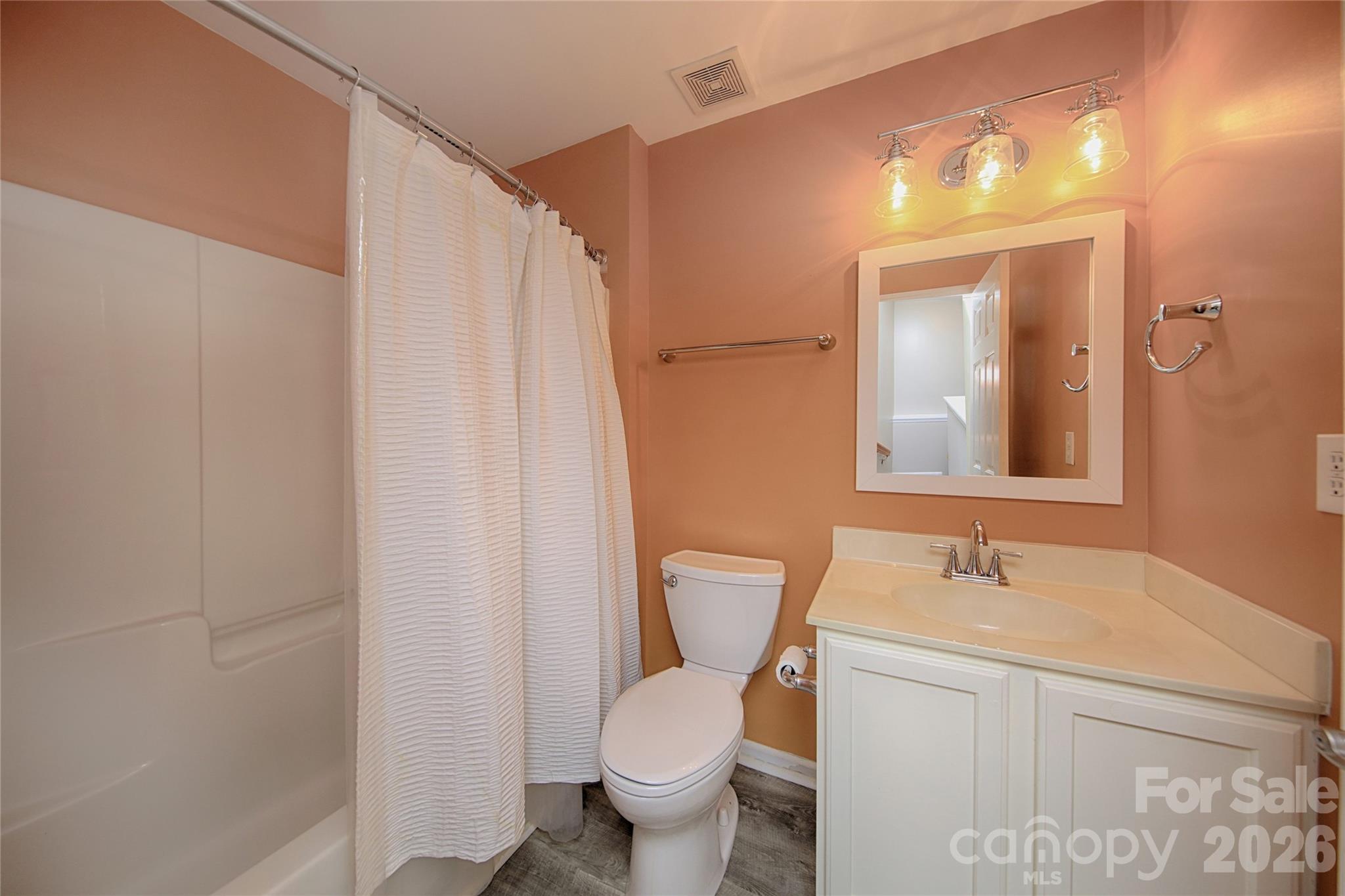 14556 Reese Boulevard — Huntersville