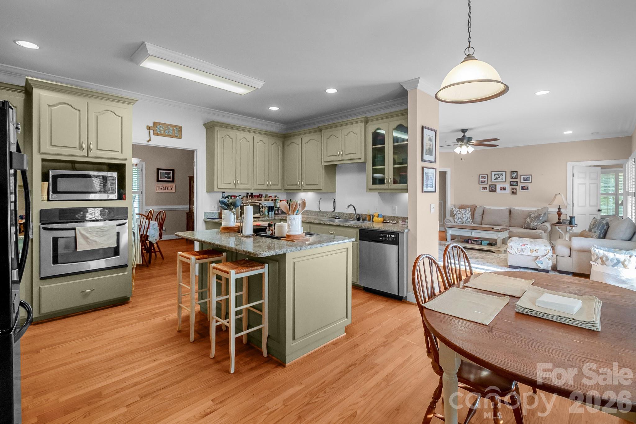 3204 Kershaw Highway — Westville