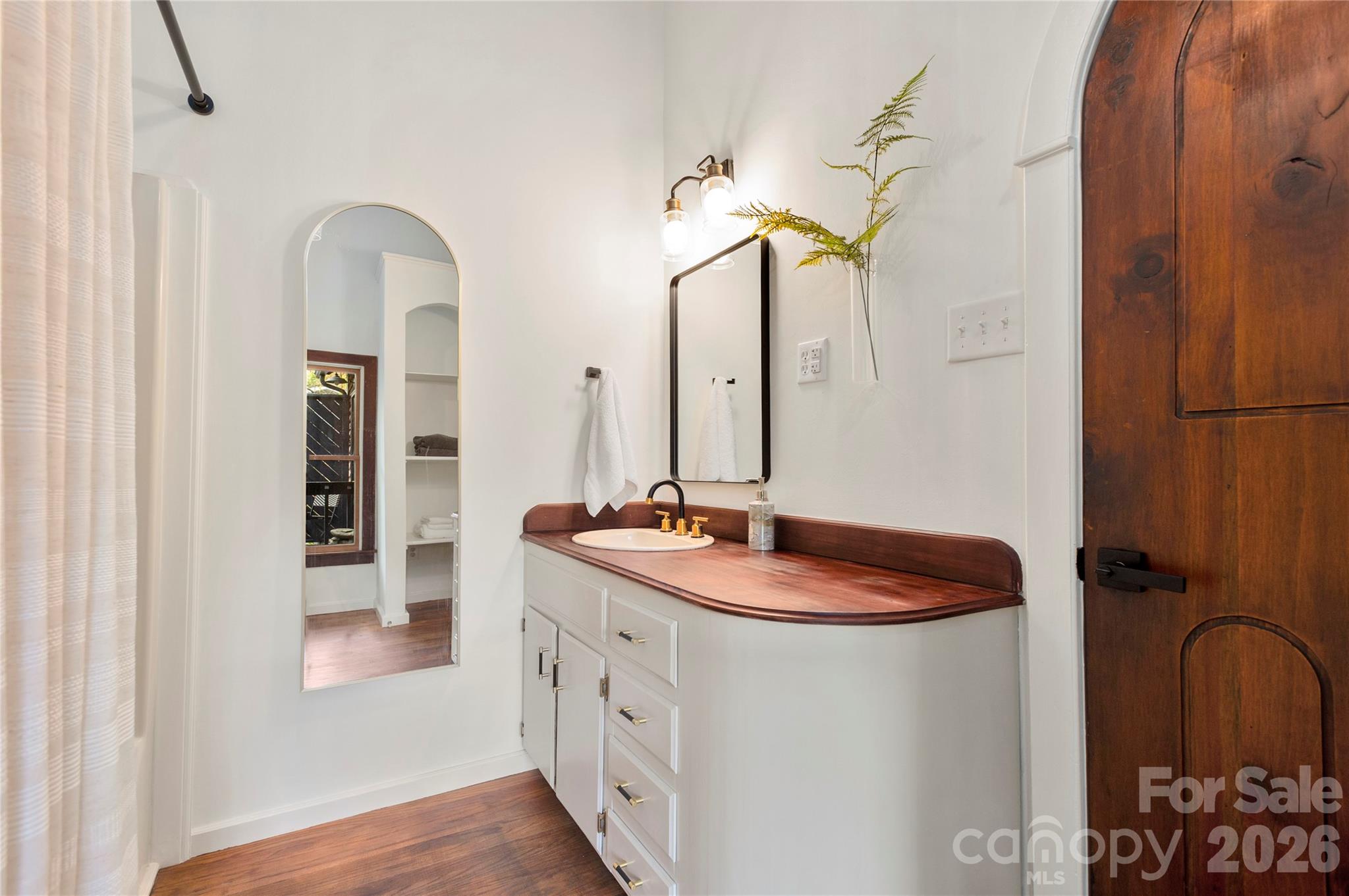528 Padgettown Road — Black Mountain