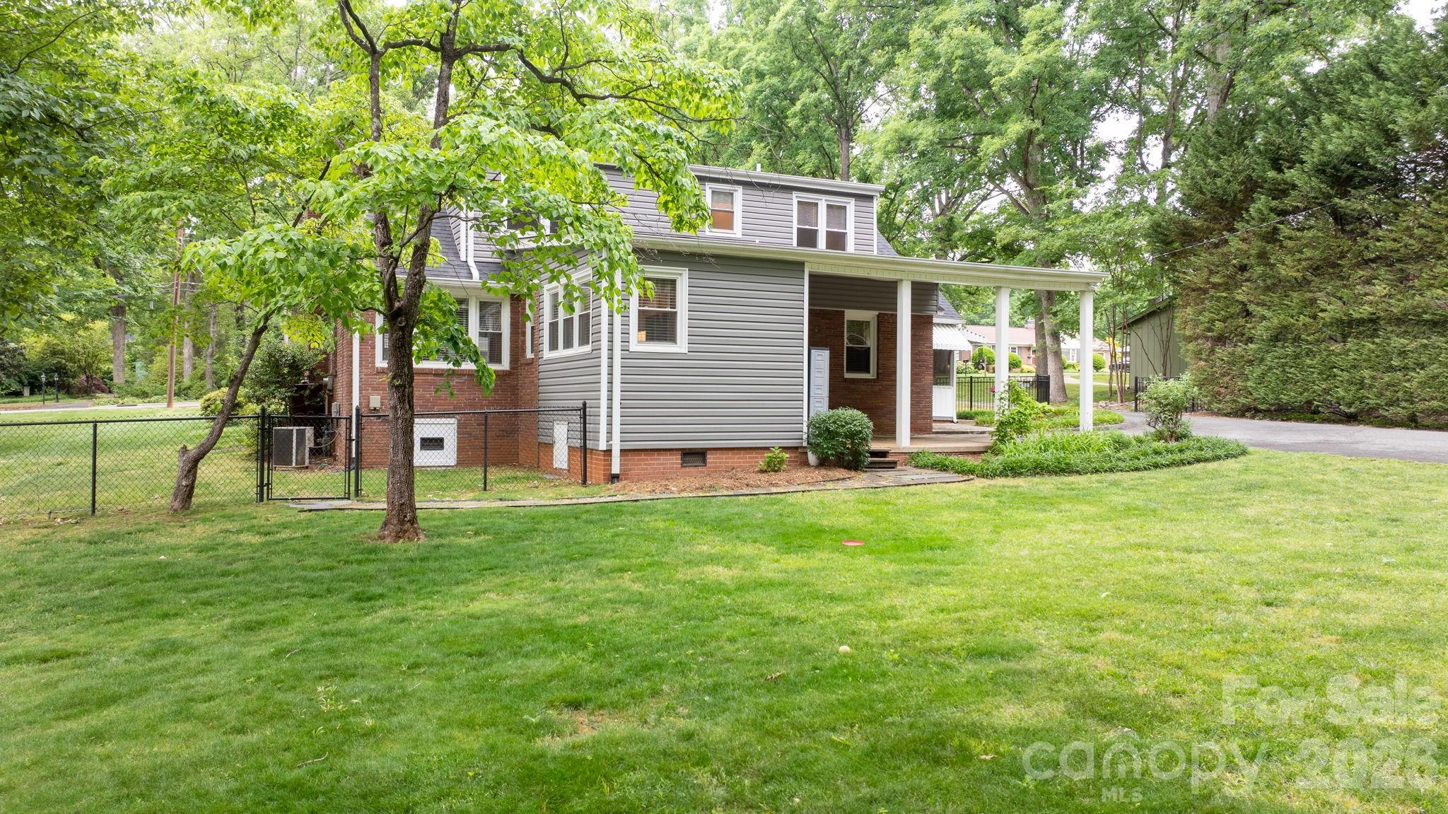 508 2nd Avenue NE — Conover