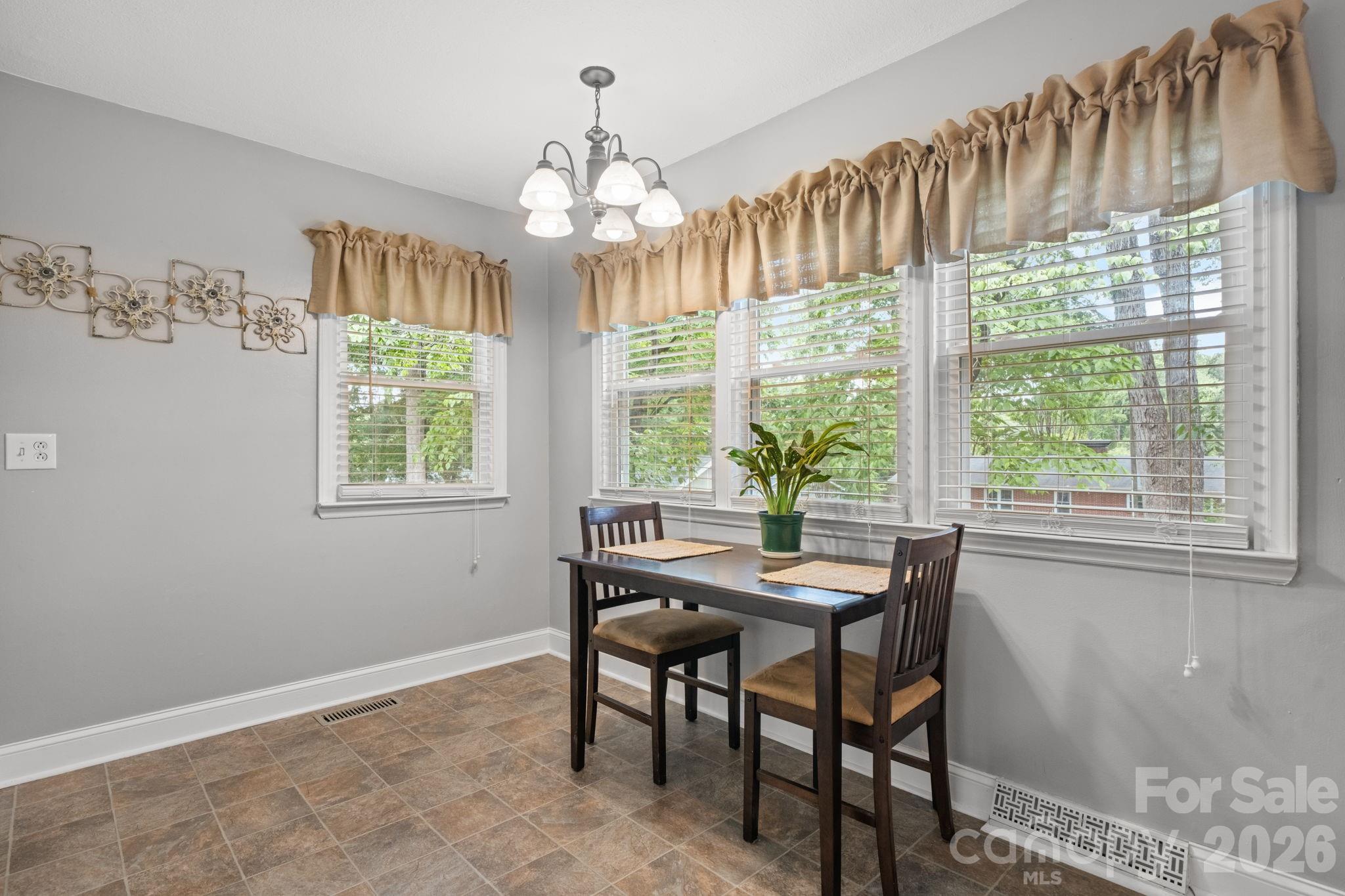 508 2nd Avenue NE — Conover