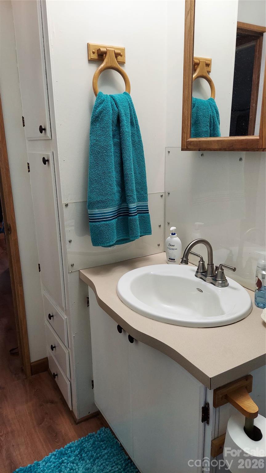 46 Larkspur Lane — Canton