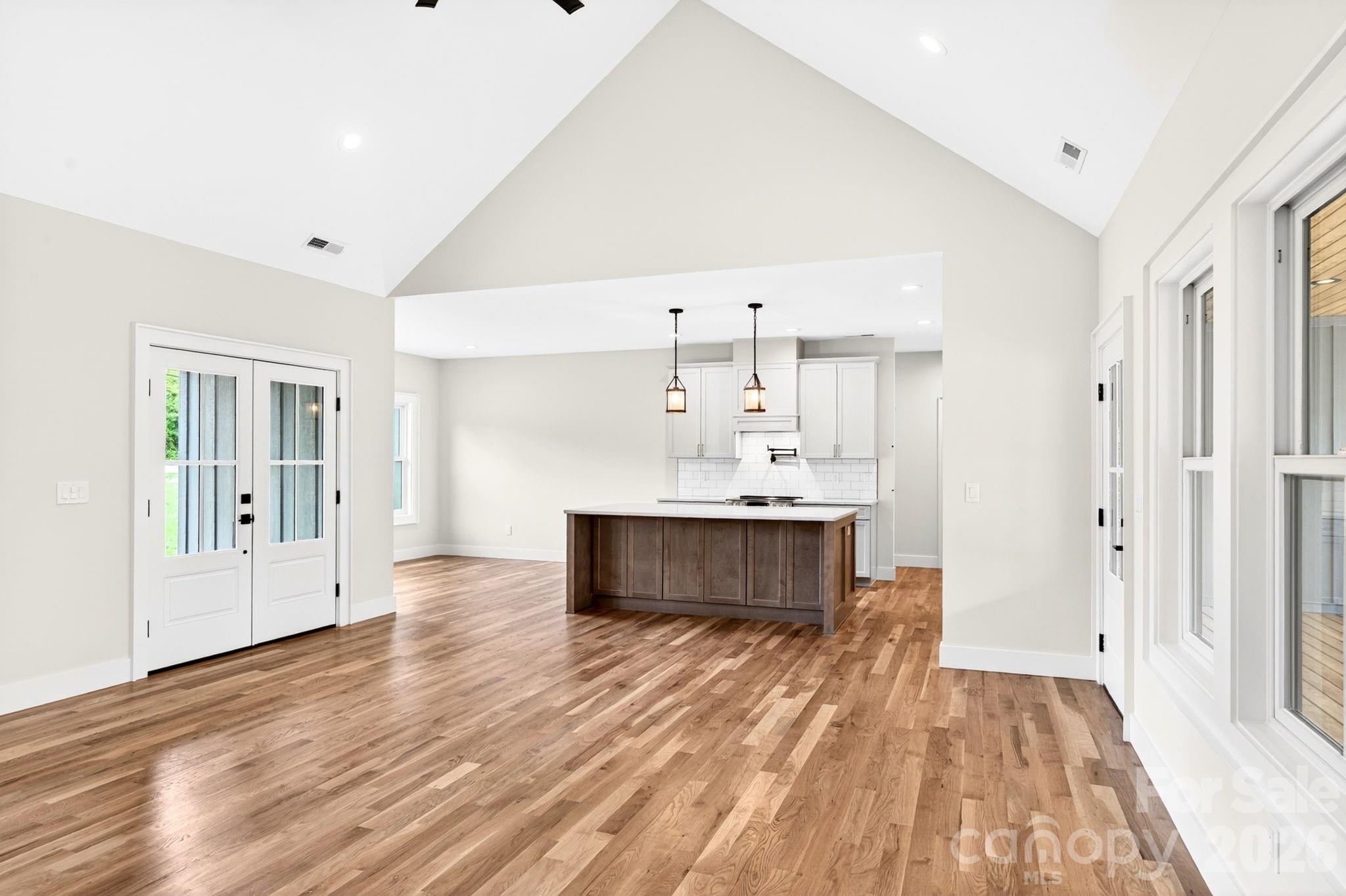 34 Old Souther Road — Mills River