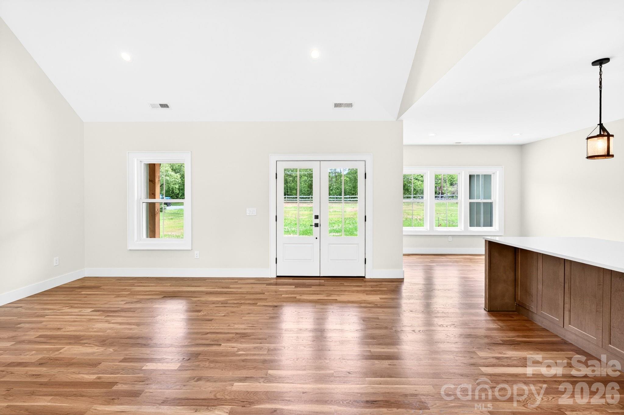 34 Old Souther Road — Mills River
