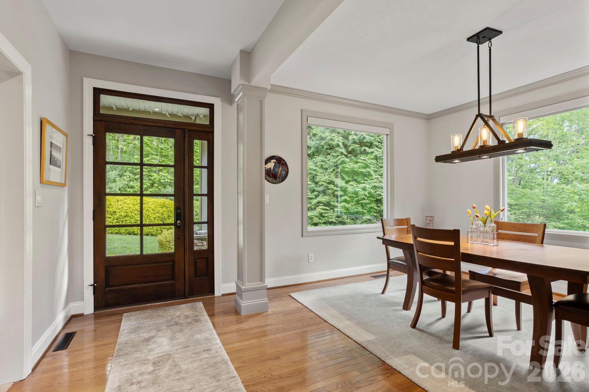 547 Pinnacle Peak Lane — Flat Rock