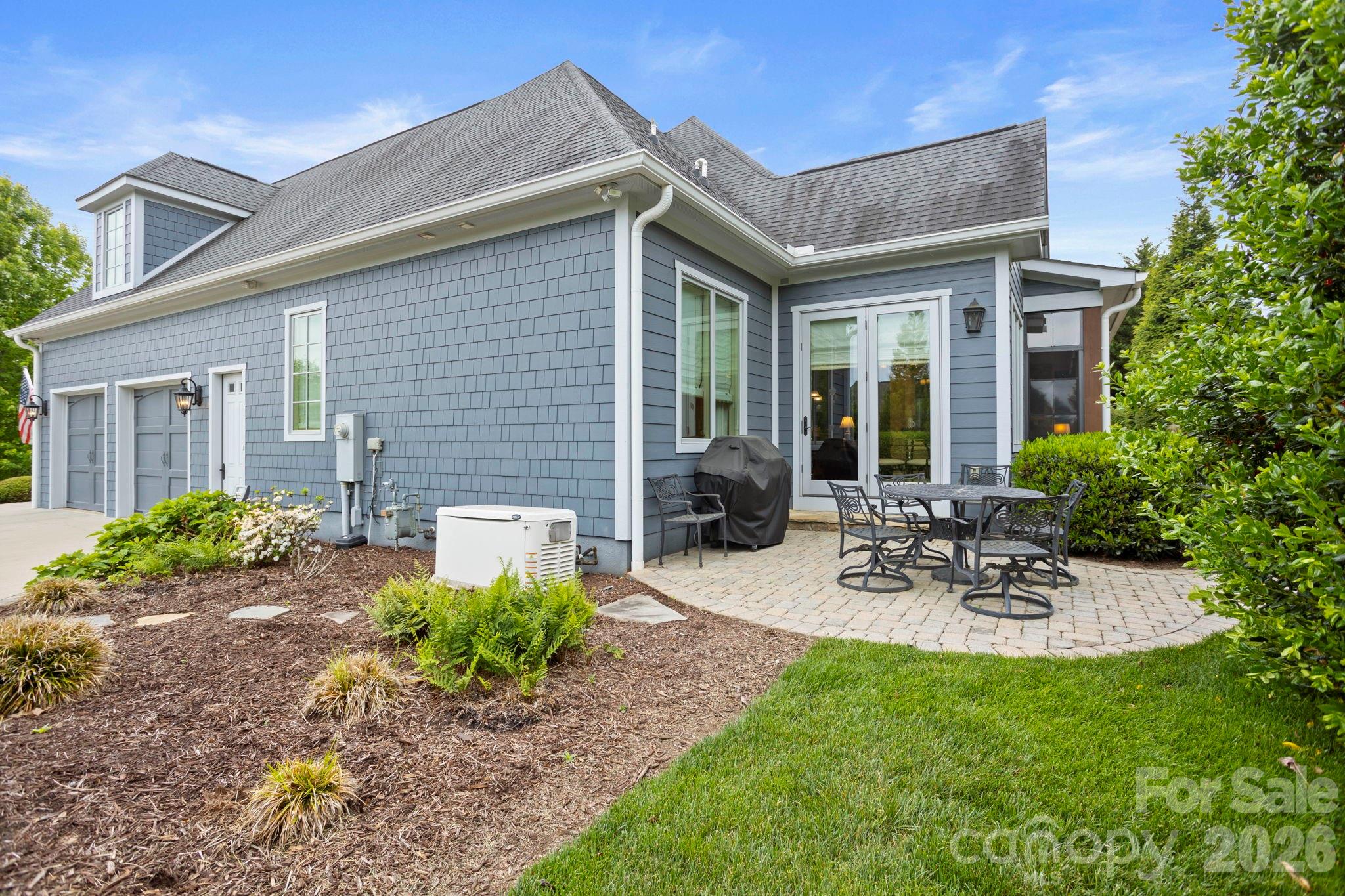 390 Shipman Parkway — Flat Rock