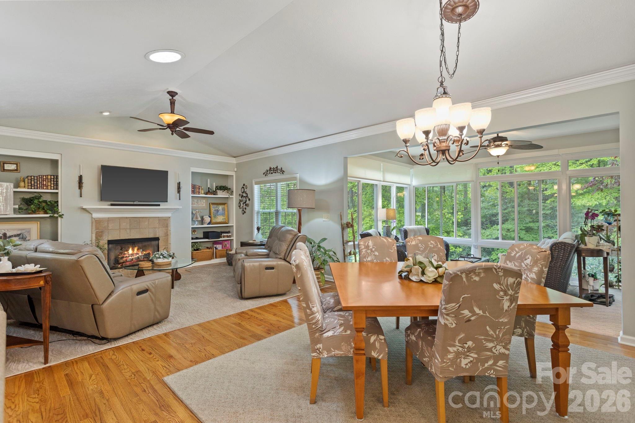 69 Old Pasture Way — Hendersonville