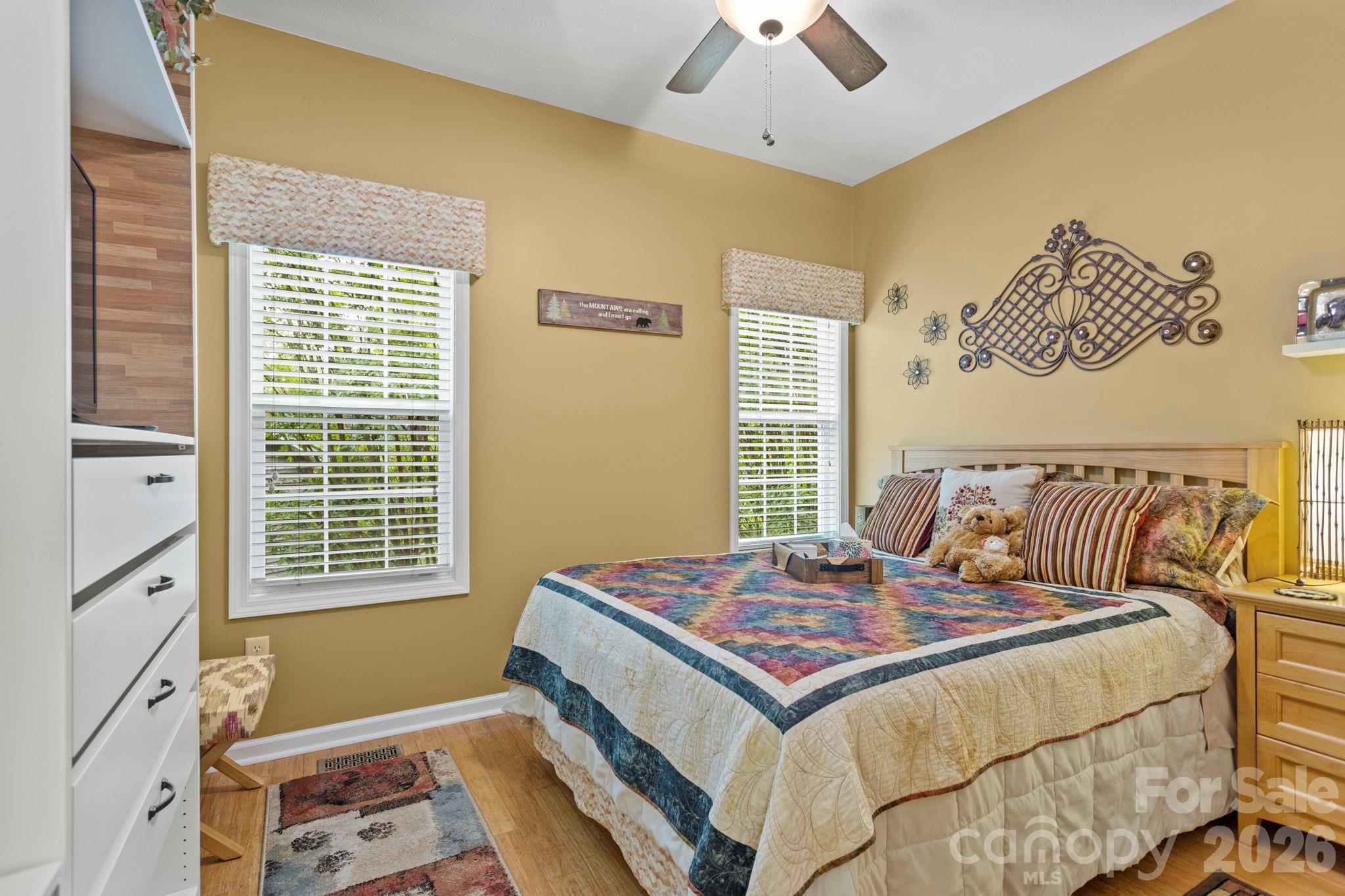 69 Old Pasture Way — Hendersonville