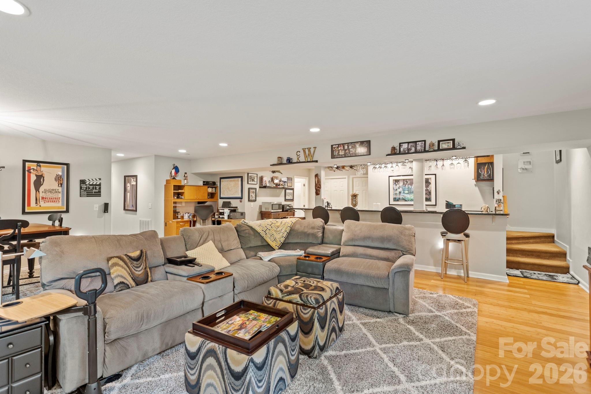 69 Old Pasture Way — Hendersonville