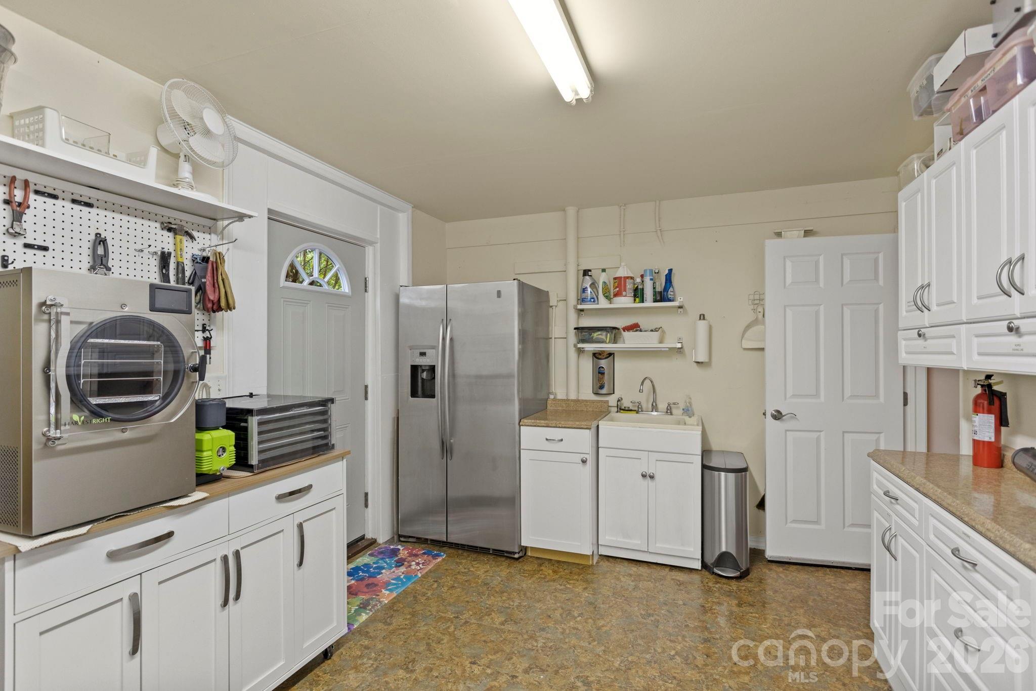 69 Old Pasture Way — Hendersonville