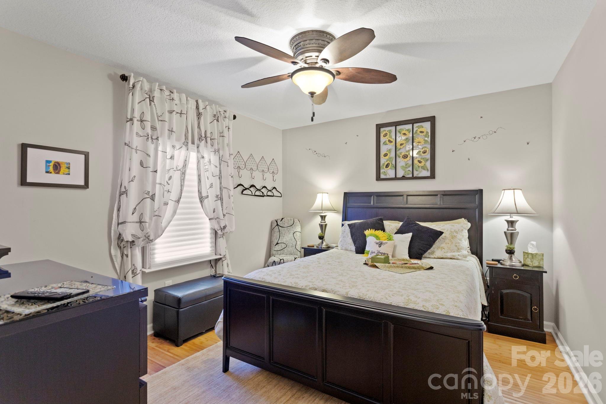 69 Old Pasture Way — Hendersonville