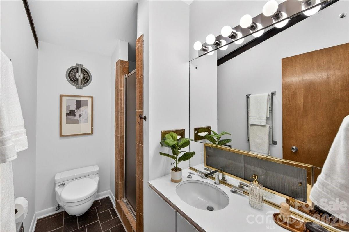 3409 Knob Hill Court — Charlotte