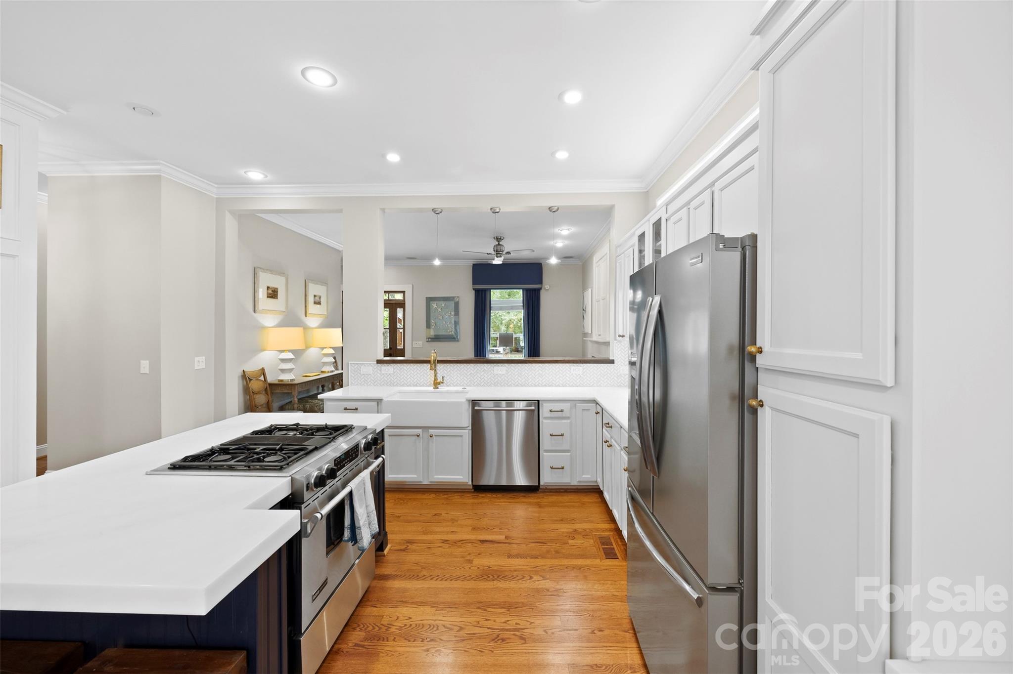 2305 Shenandoah Avenue — Charlotte