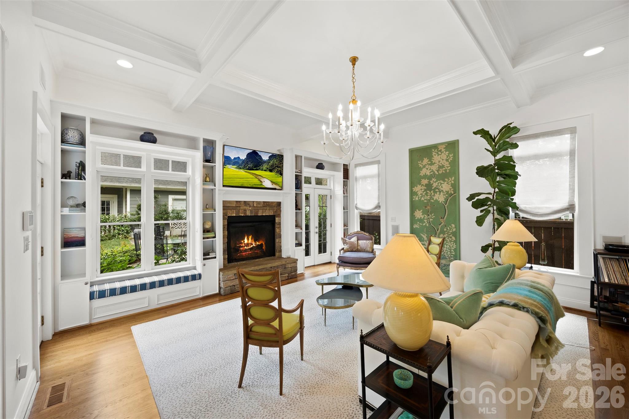 2305 Shenandoah Avenue — Charlotte