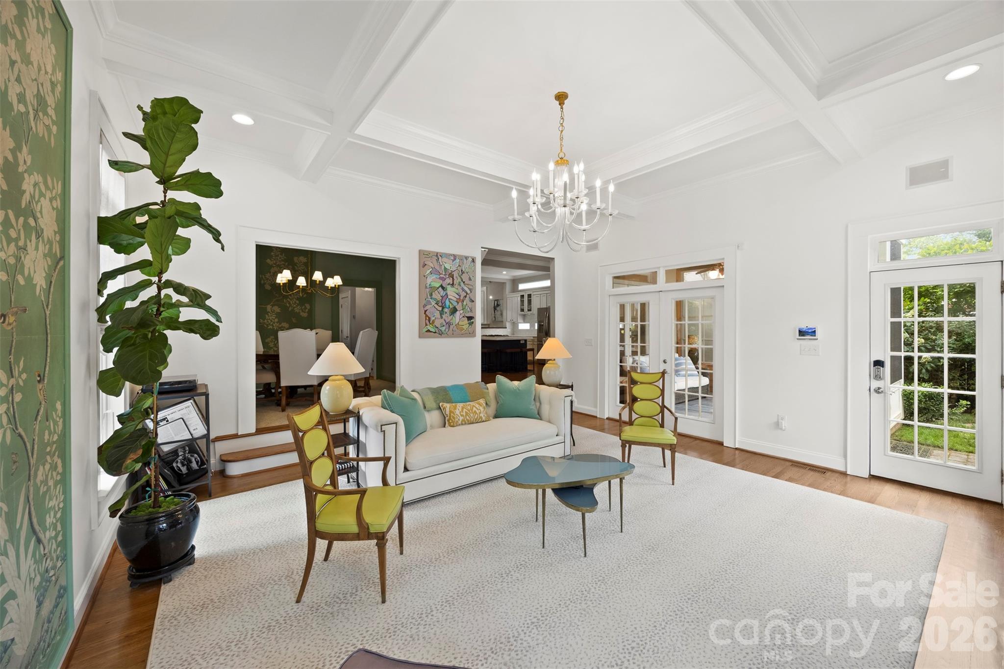 2305 Shenandoah Avenue — Charlotte