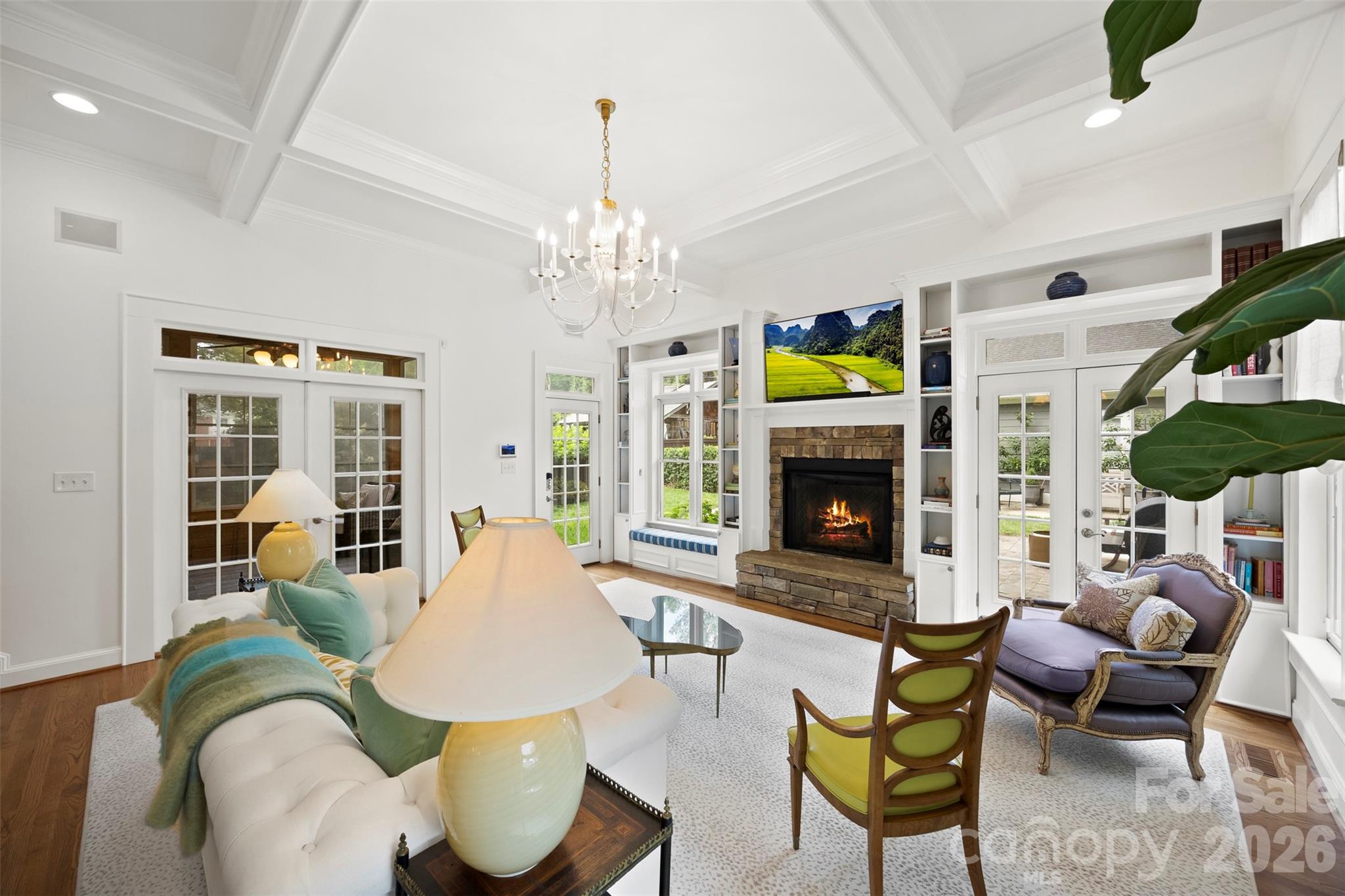 2305 Shenandoah Avenue — Charlotte