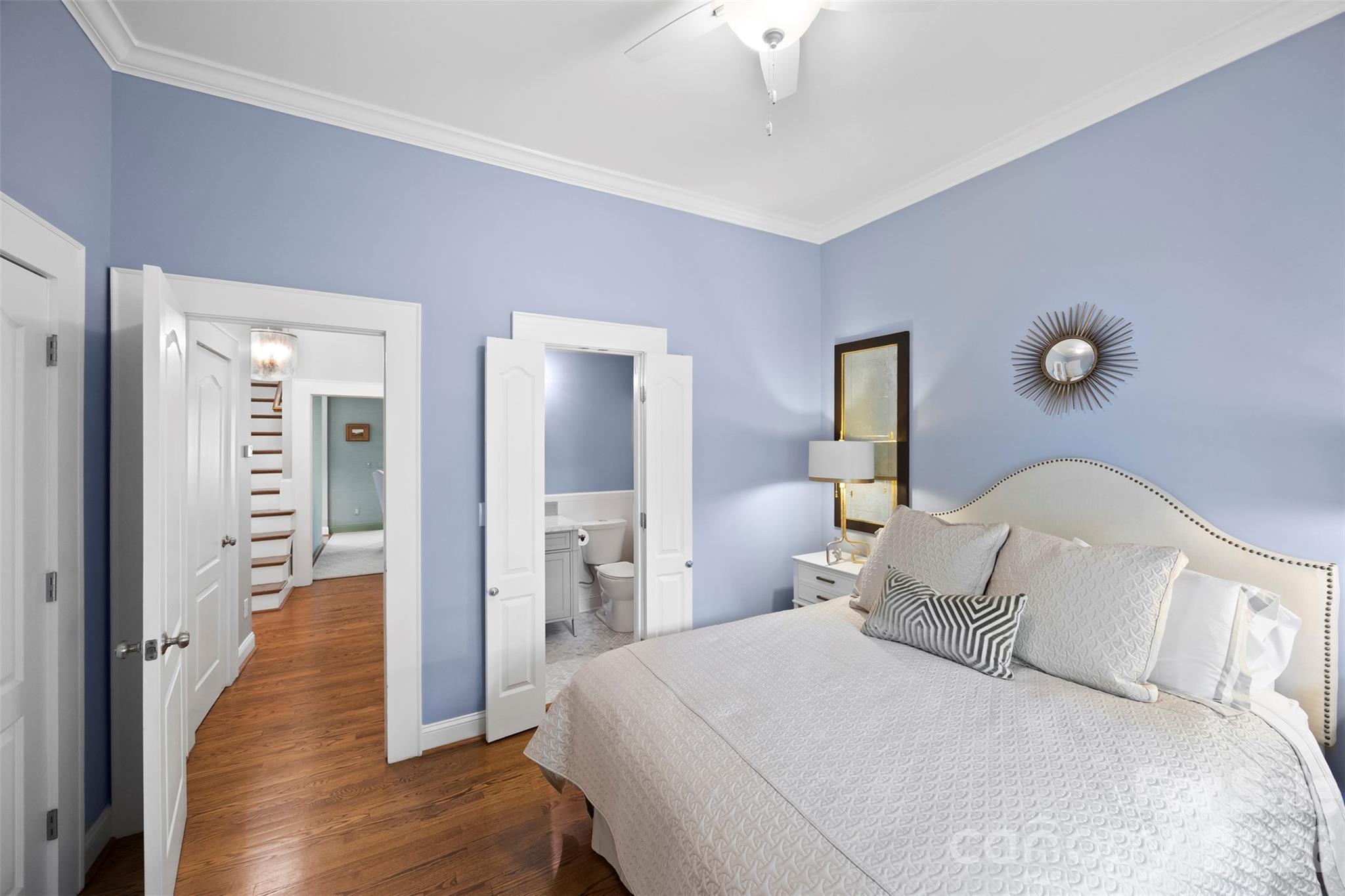 2305 Shenandoah Avenue — Charlotte