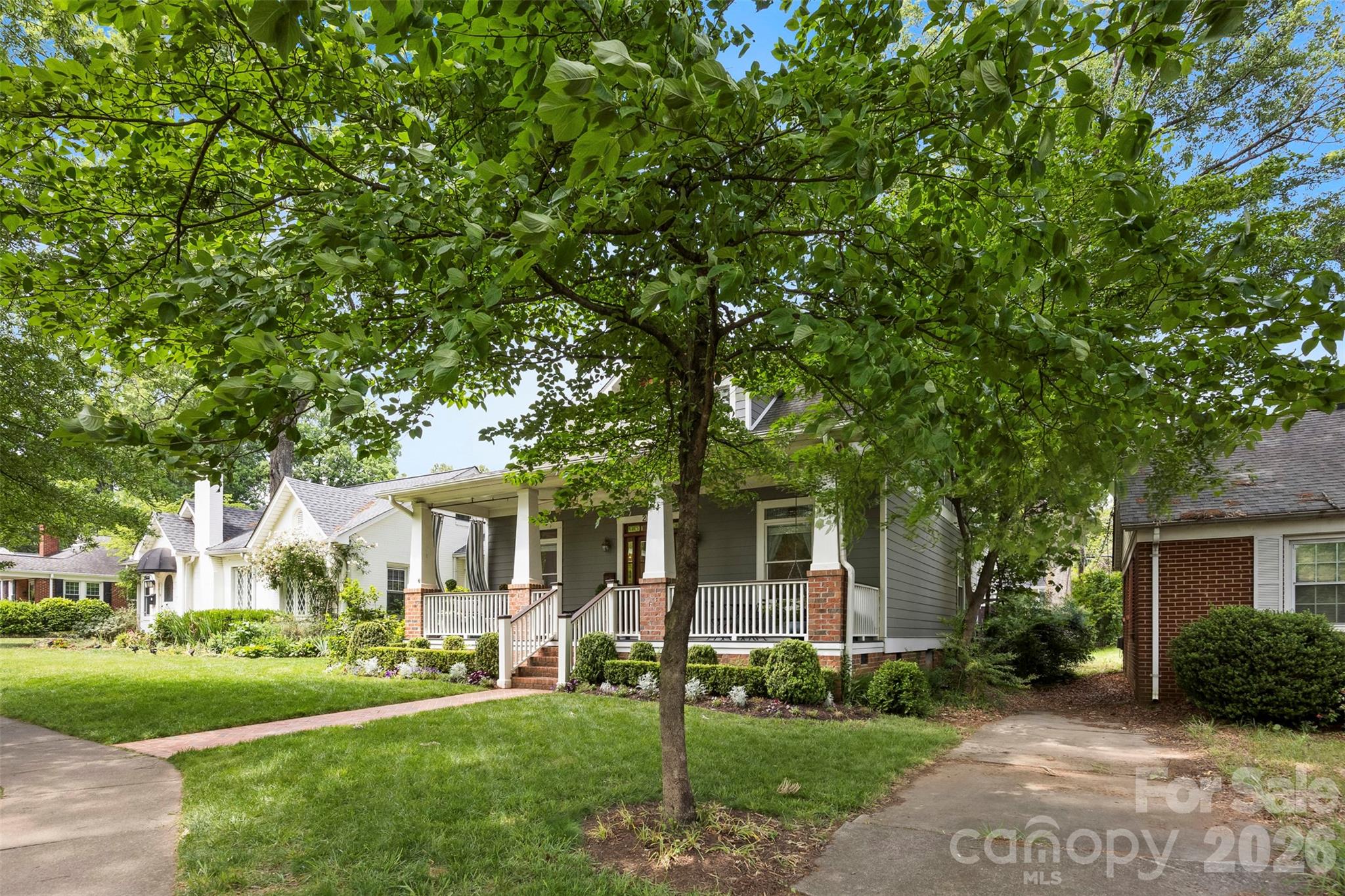 2305 Shenandoah Avenue — Charlotte