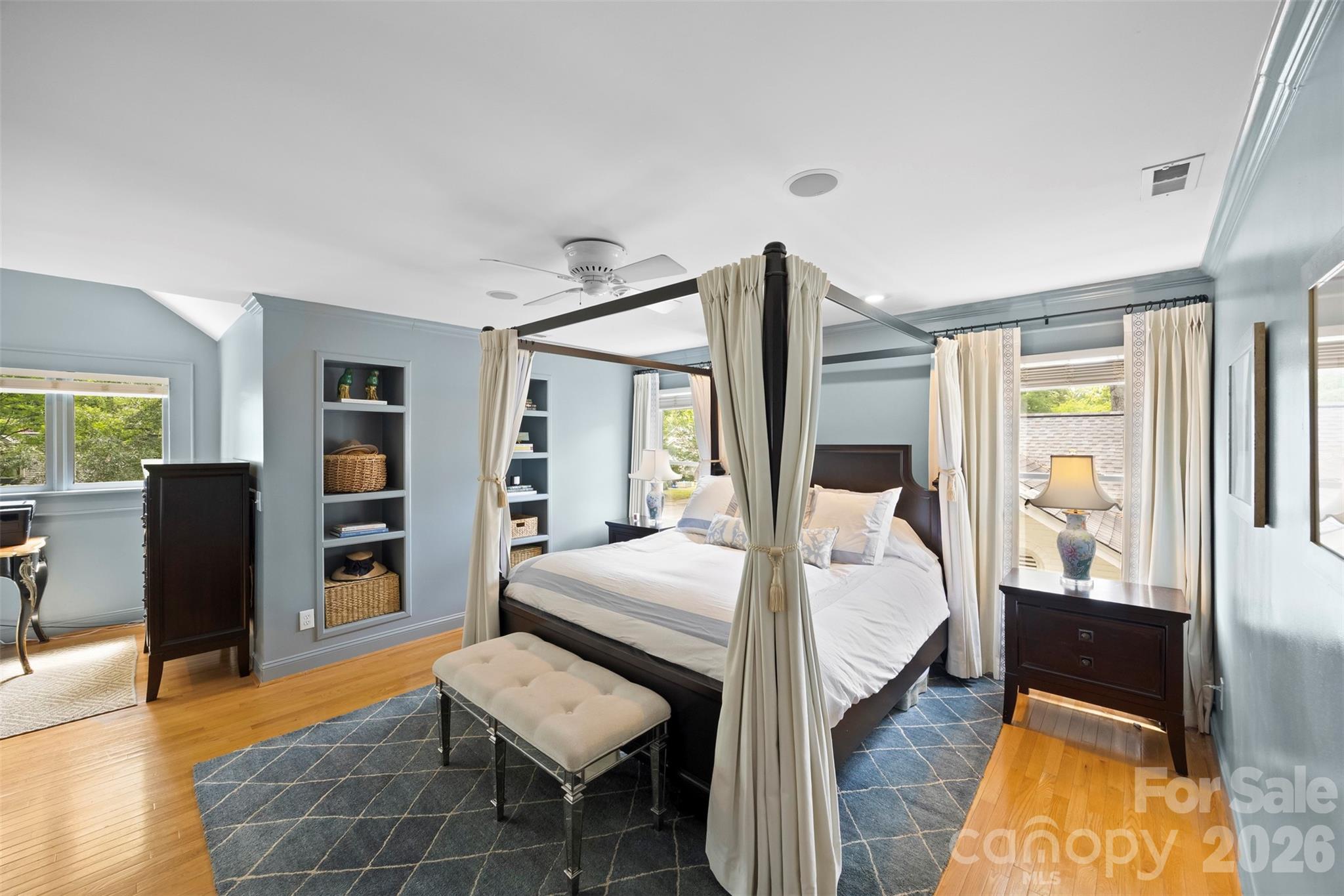 2305 Shenandoah Avenue — Charlotte