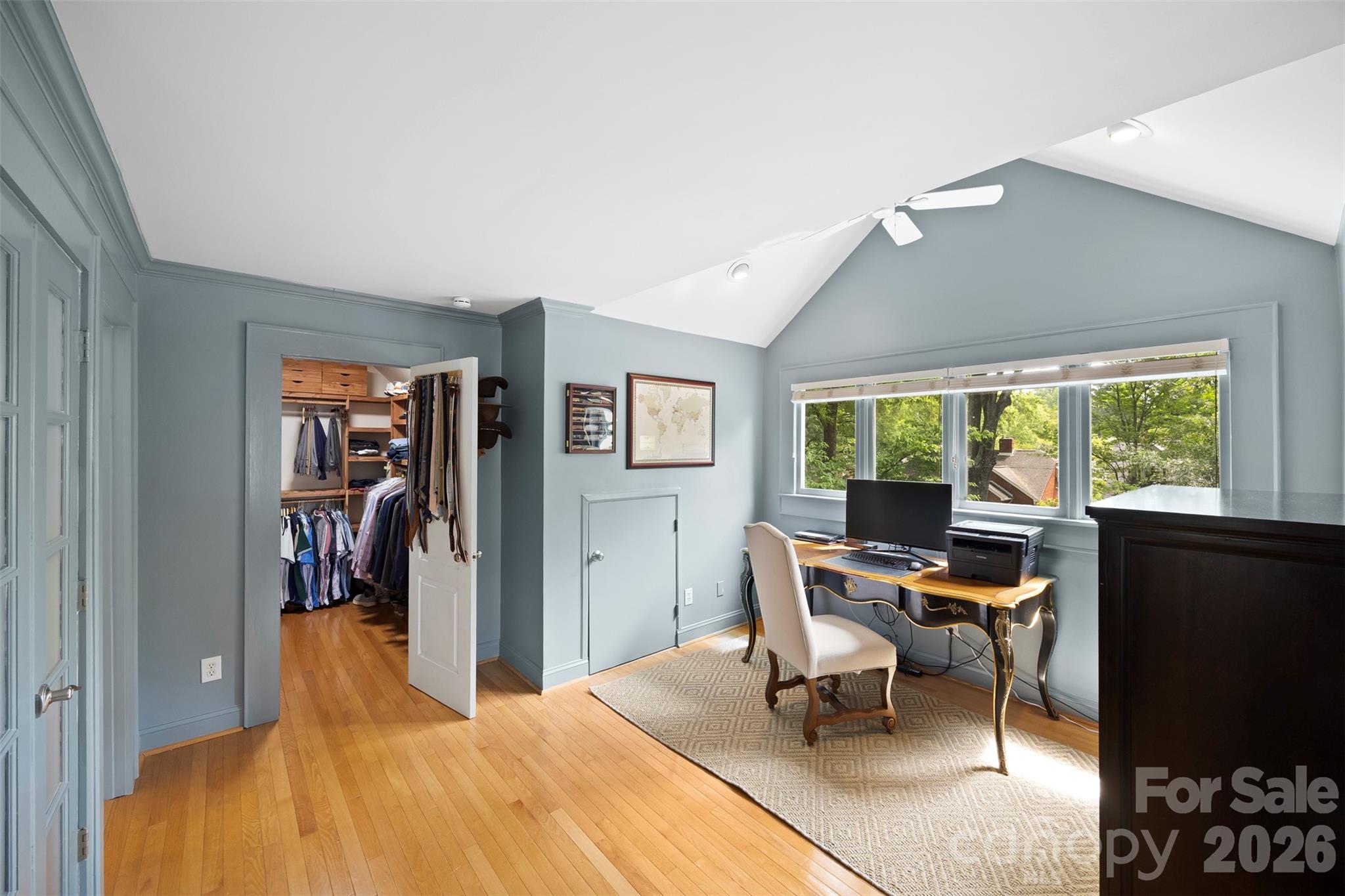 2305 Shenandoah Avenue — Charlotte