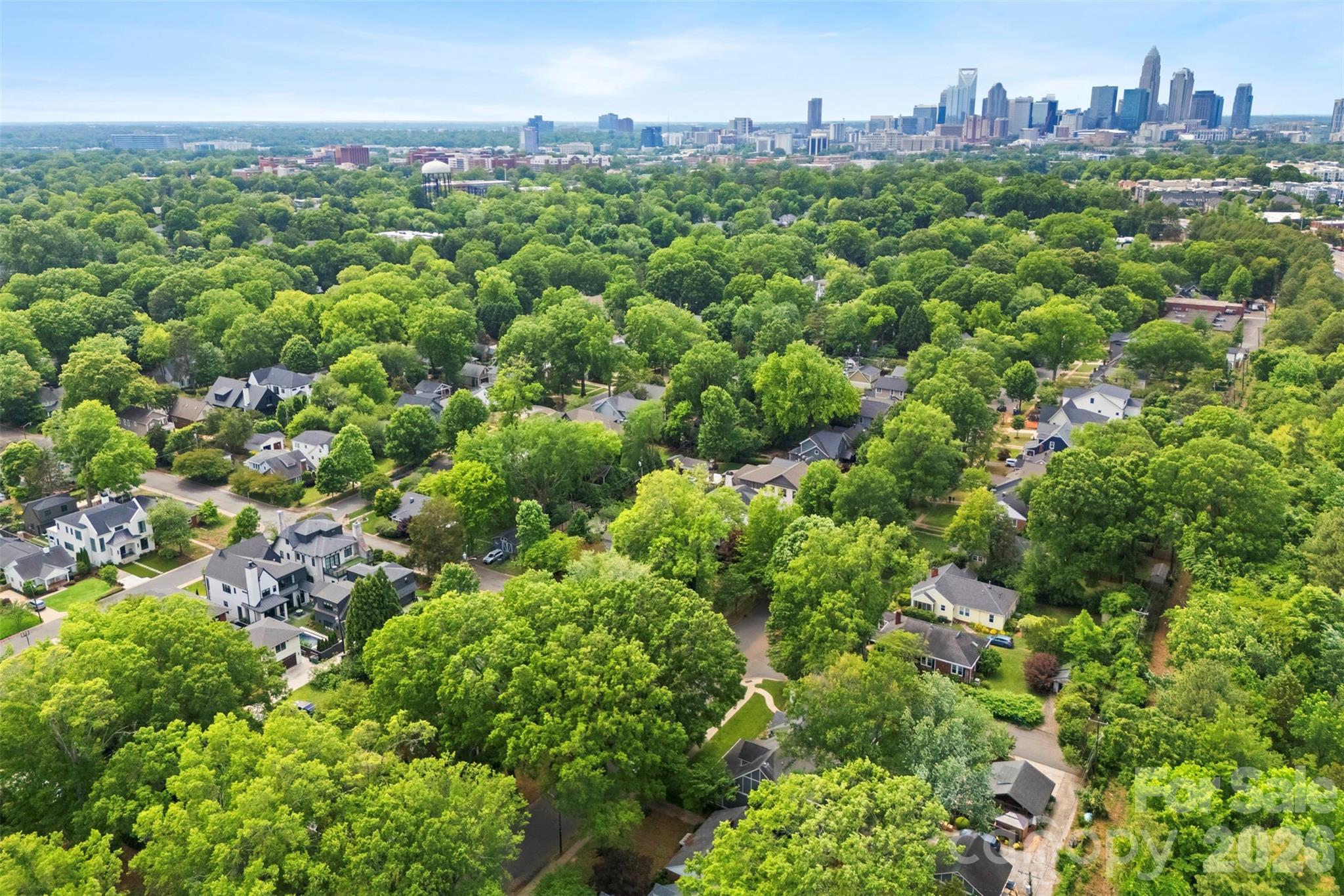 2305 Shenandoah Avenue — Charlotte