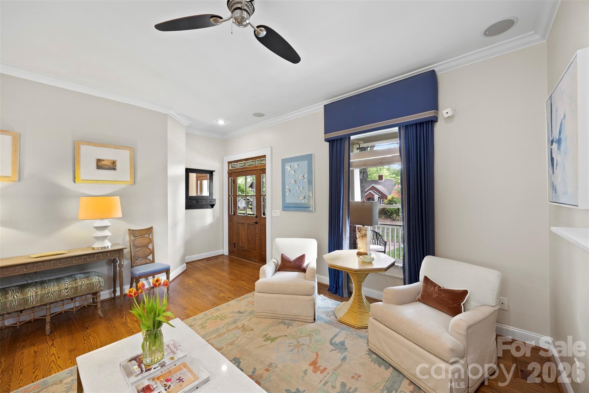 2305 Shenandoah Avenue — Charlotte
