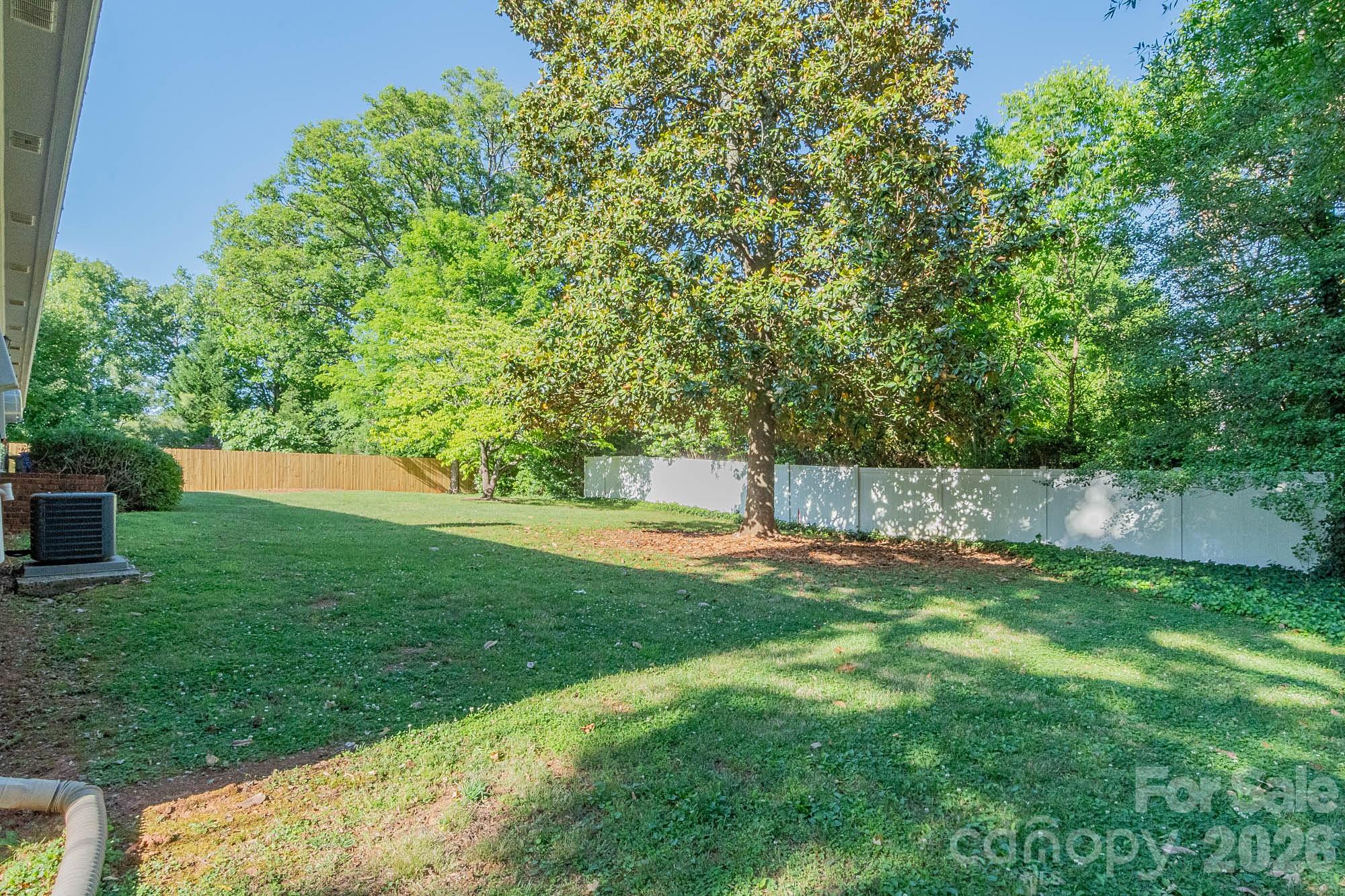 905 Kildee Drive — Lexington