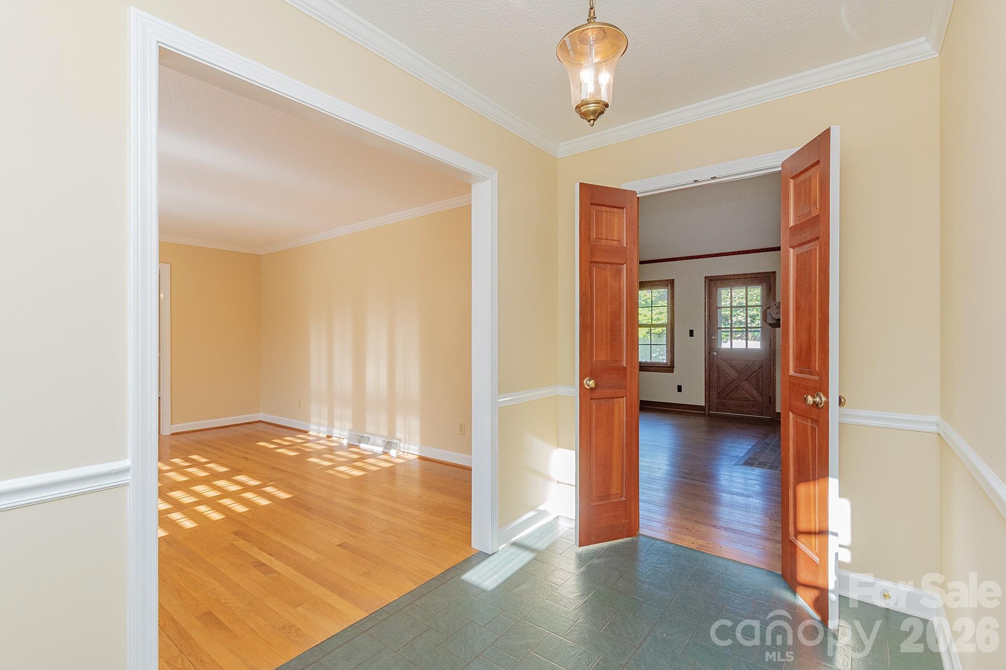 905 Kildee Drive — Lexington
