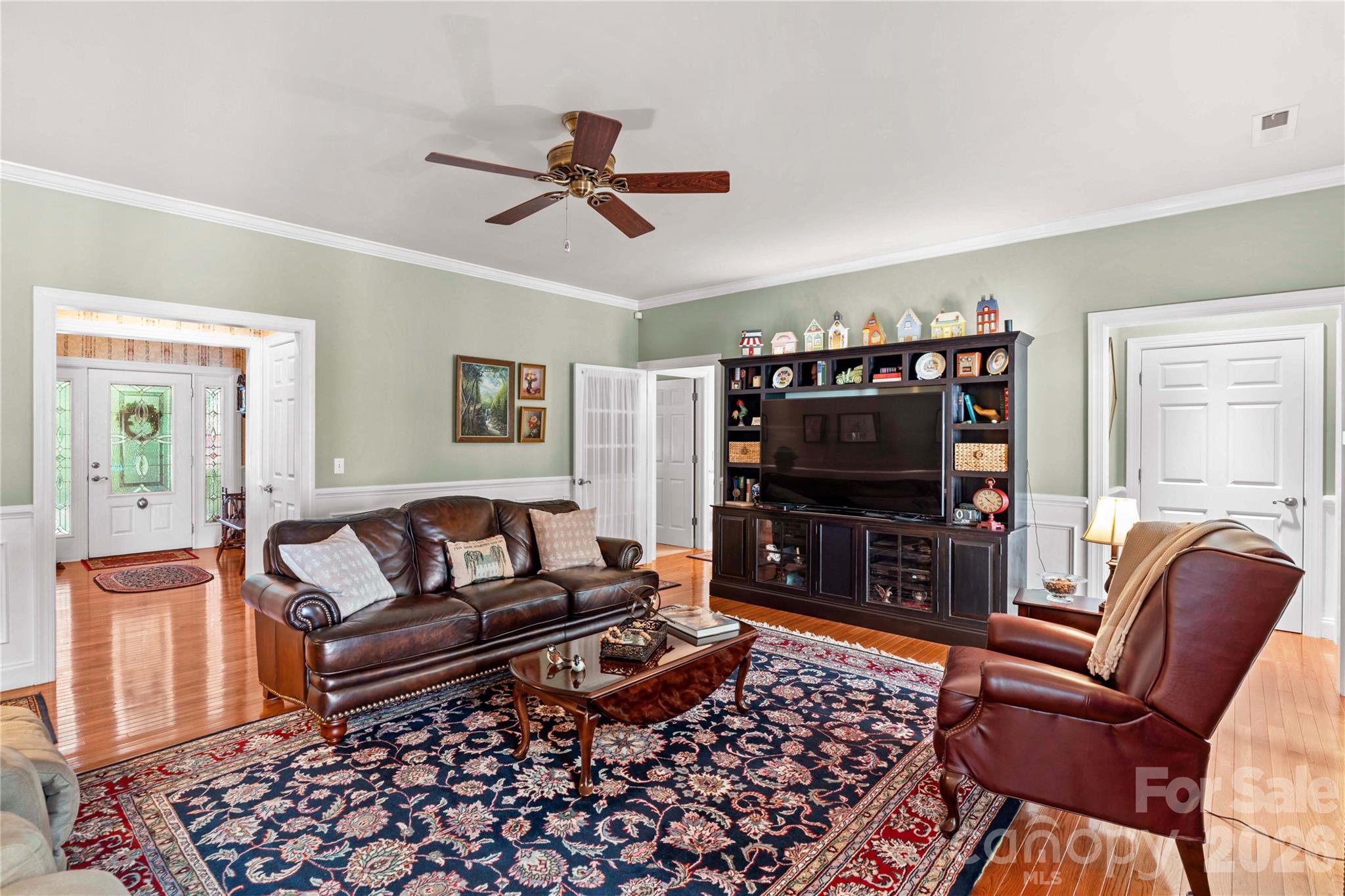 1629 Parkside Drive — Catawba