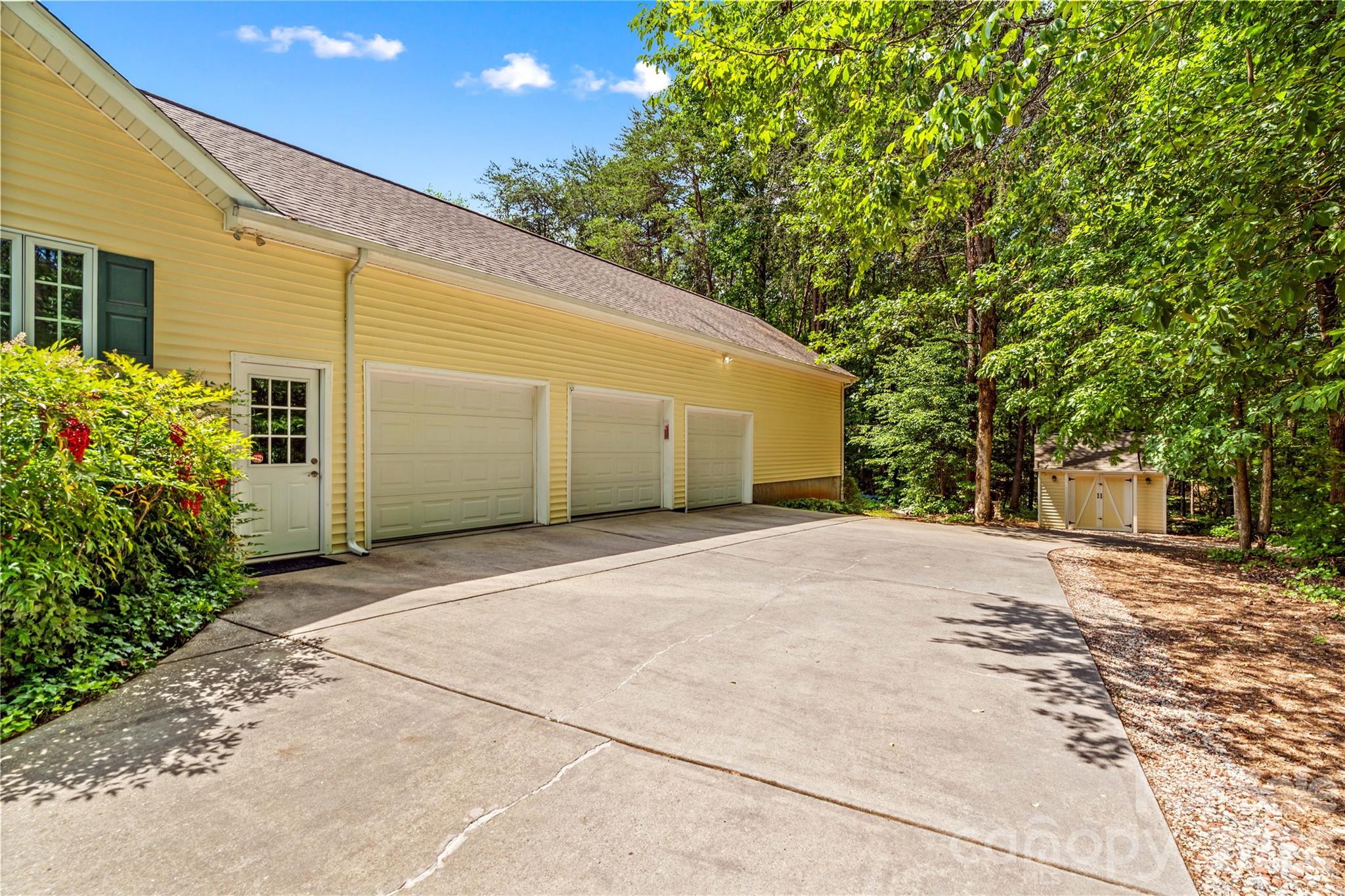 1629 Parkside Drive — Catawba