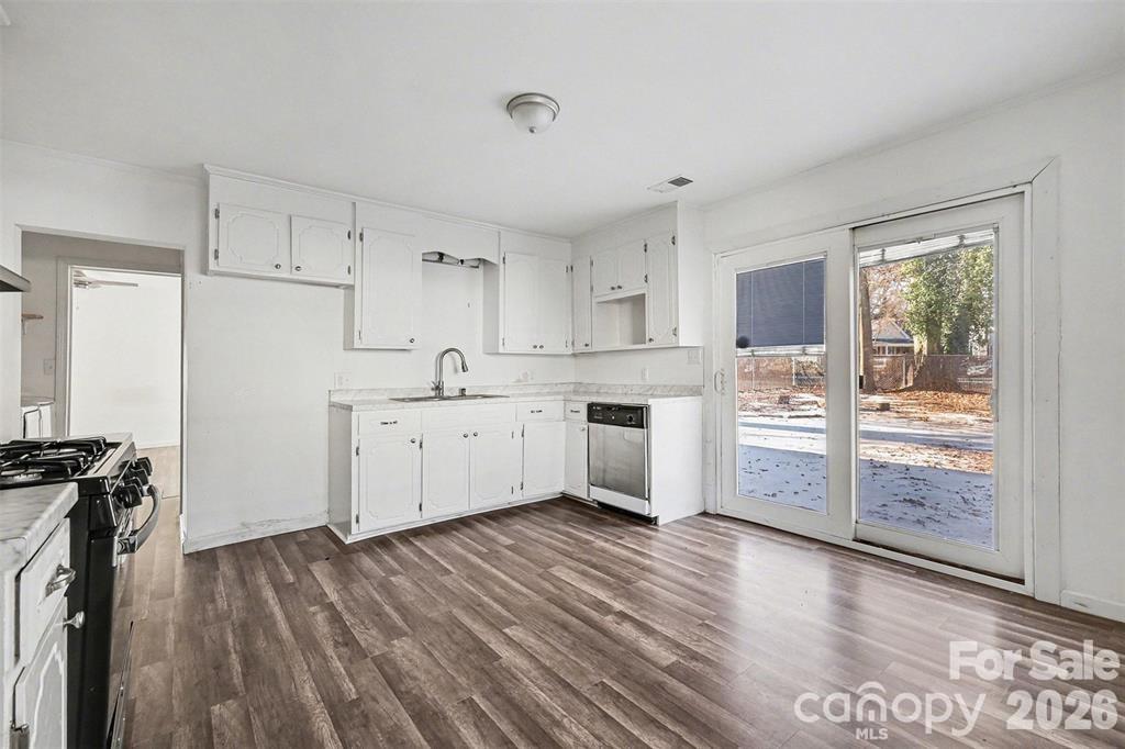 198 Buffalo Avenue NW — Concord