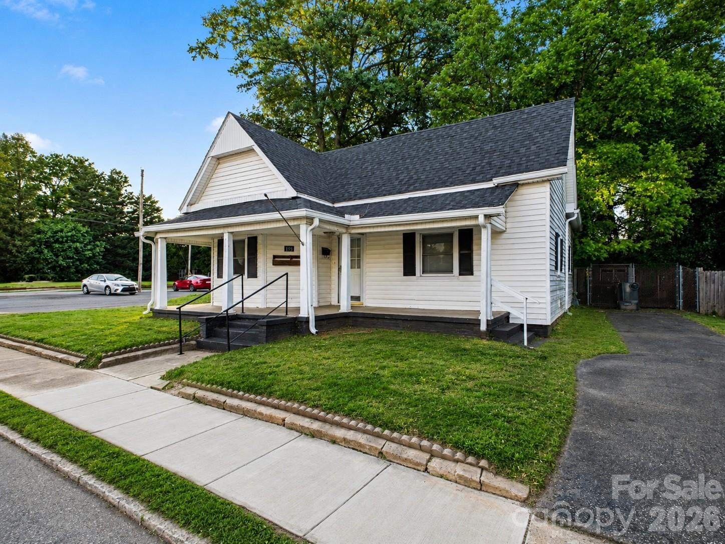 198 Buffalo Avenue NW — Concord