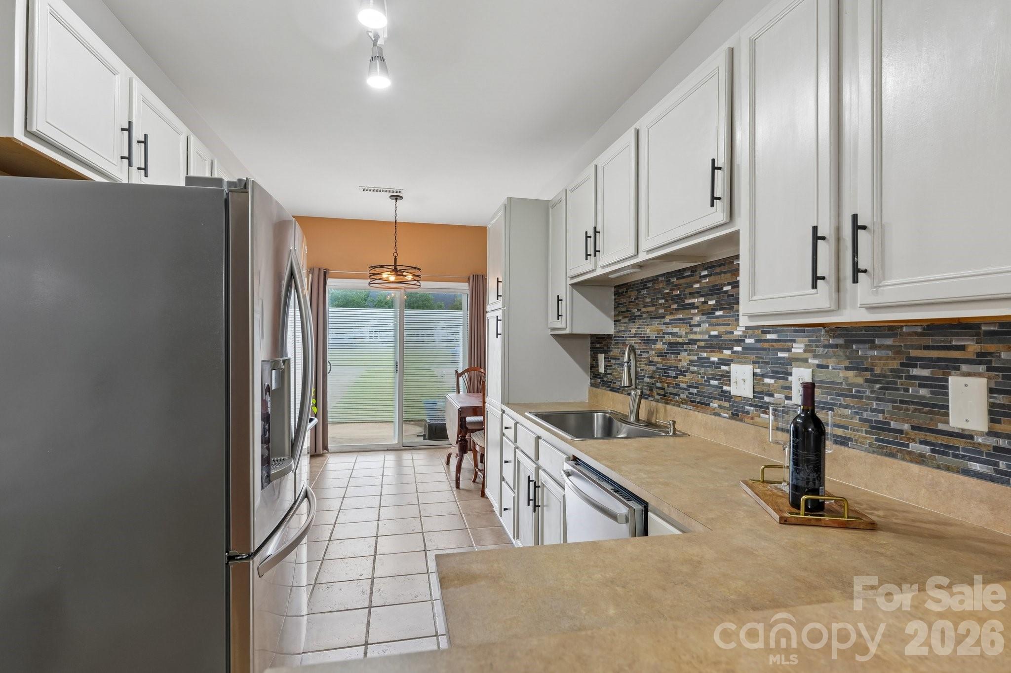 2038 Oakstone Drive — Monroe