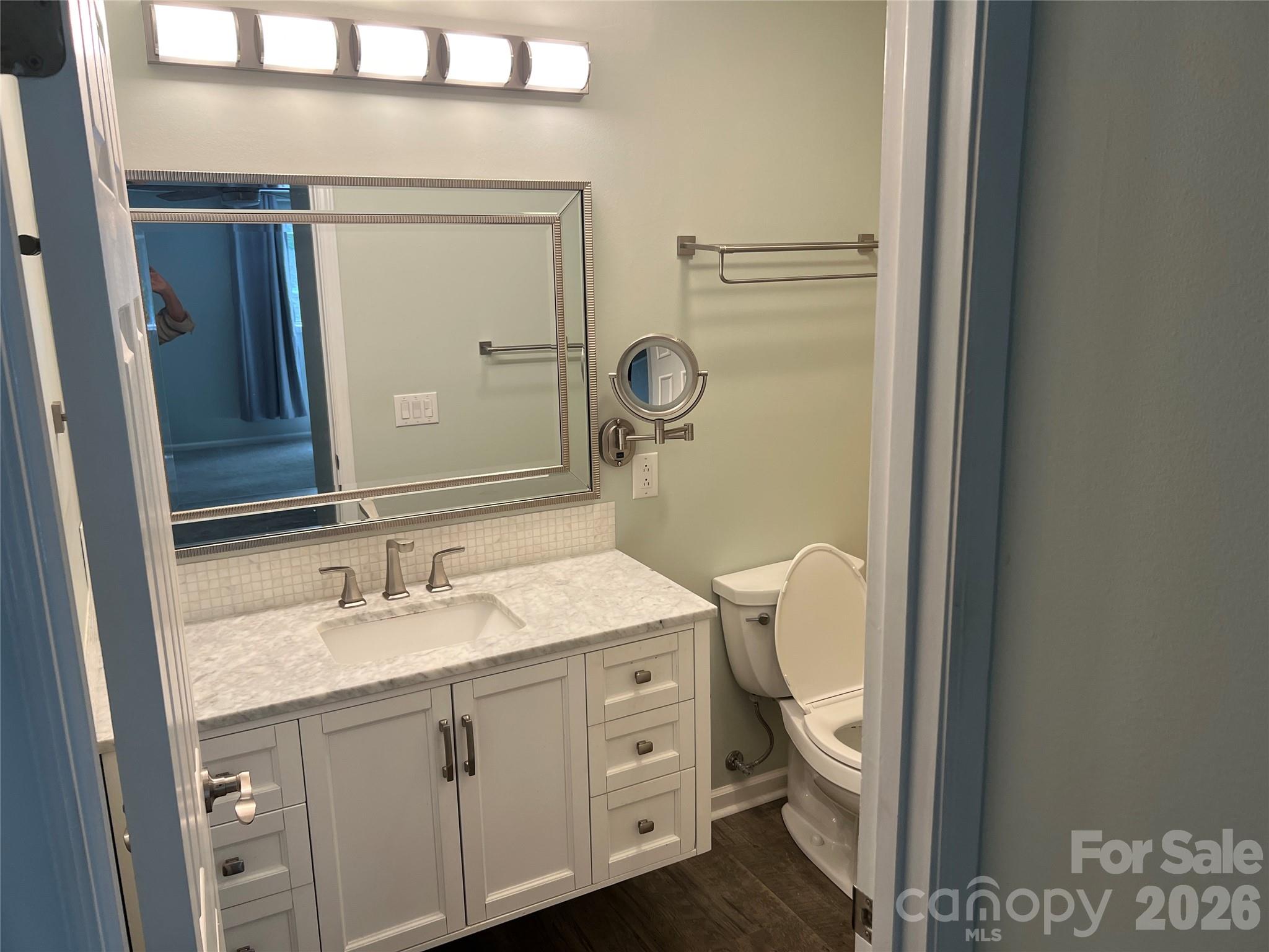 610 Britton Creek Drive — Hendersonville