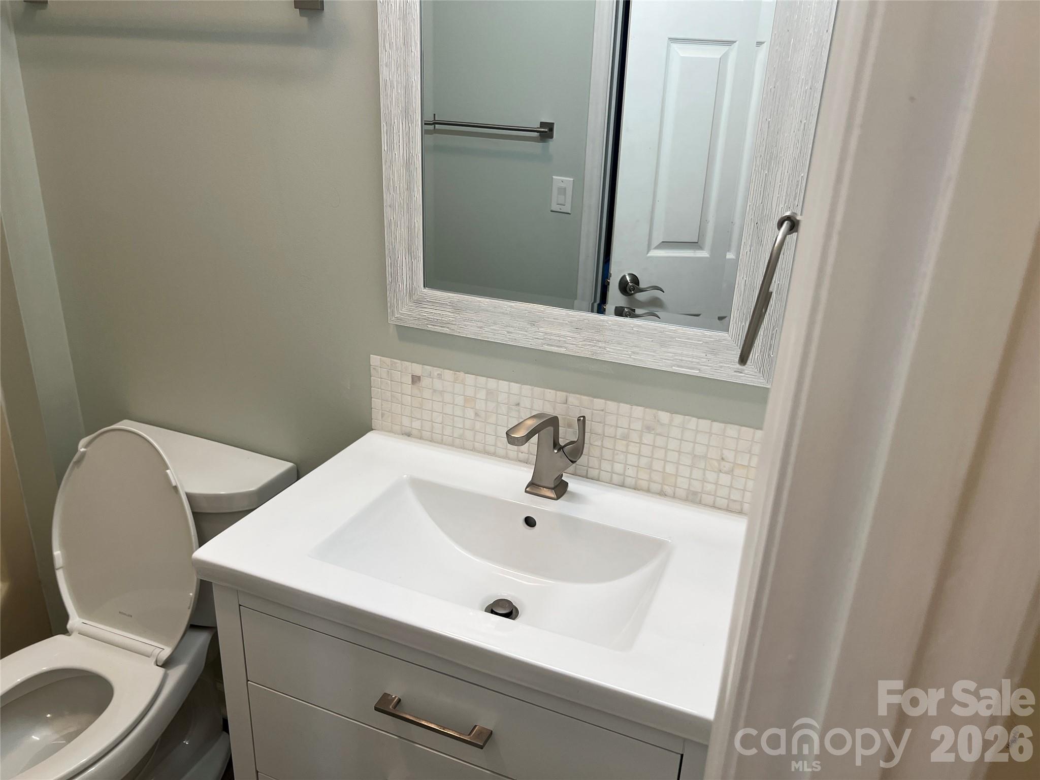 610 Britton Creek Drive — Hendersonville