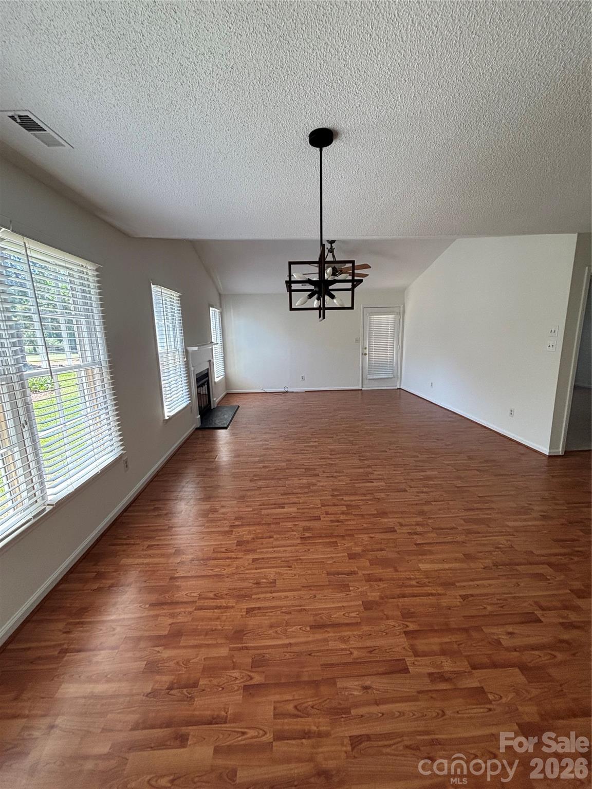 10910 Winterbourne Court — Charlotte